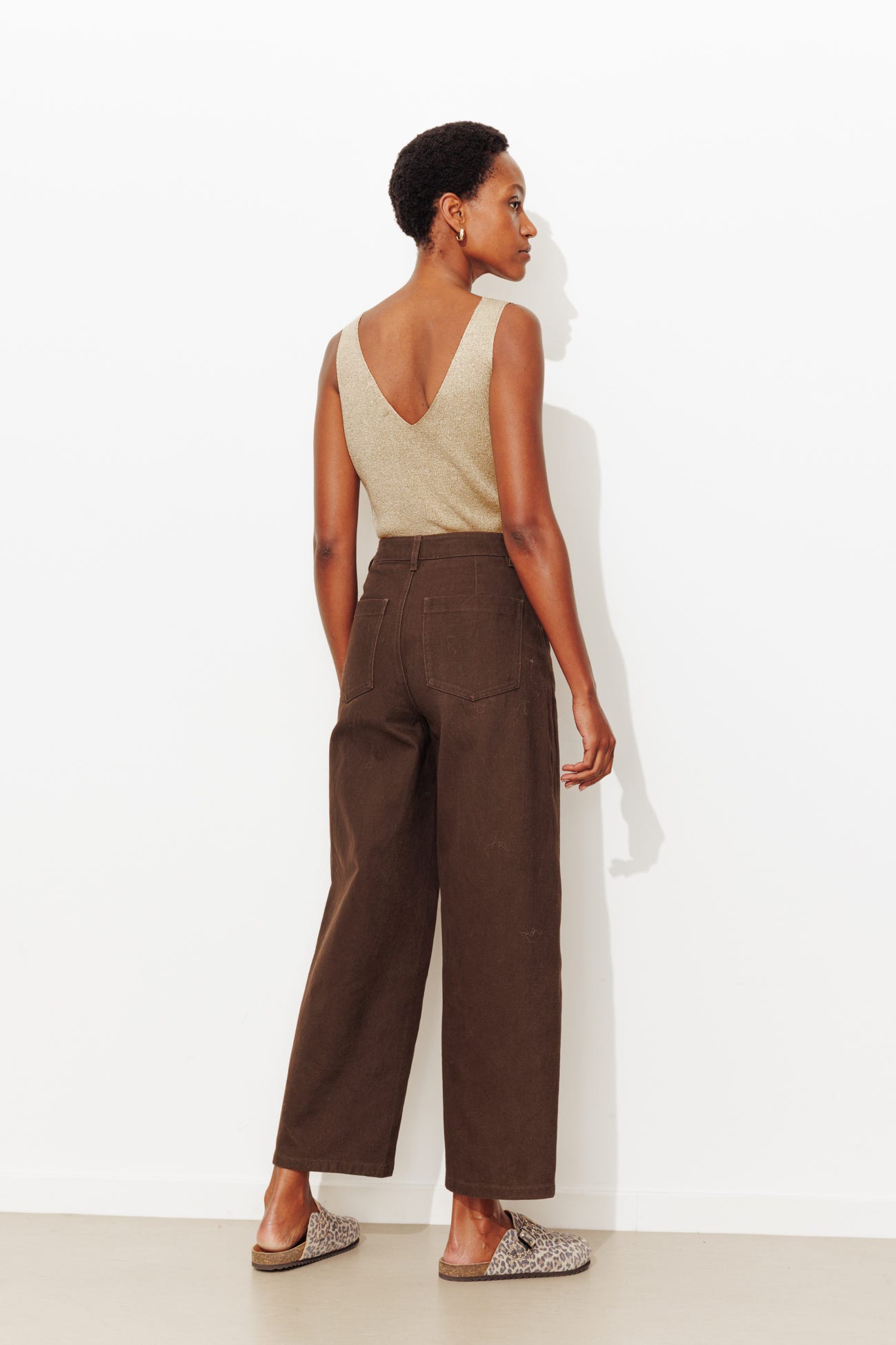 Damski sweter z cekinami