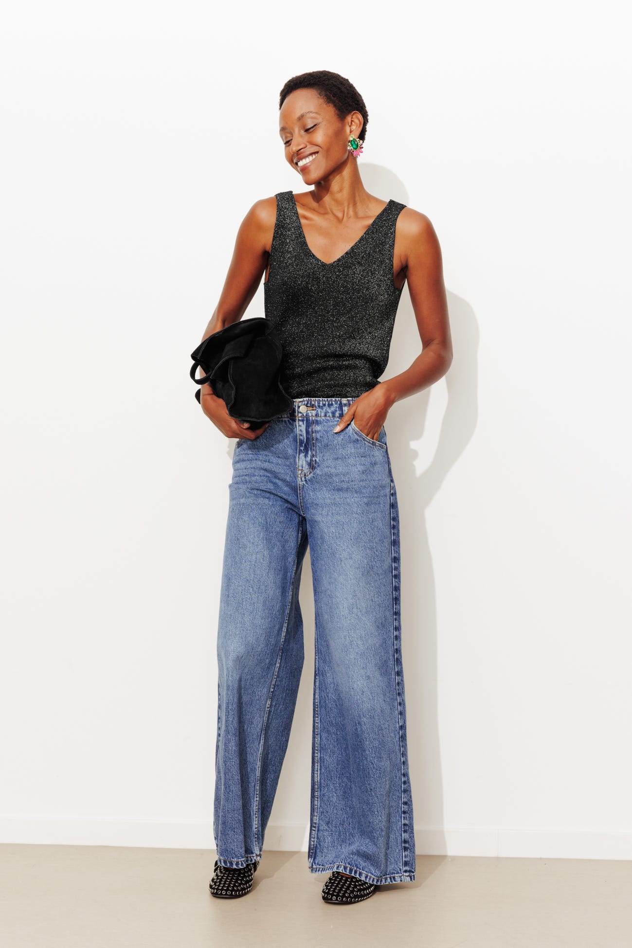 Damski sweter z cekinami