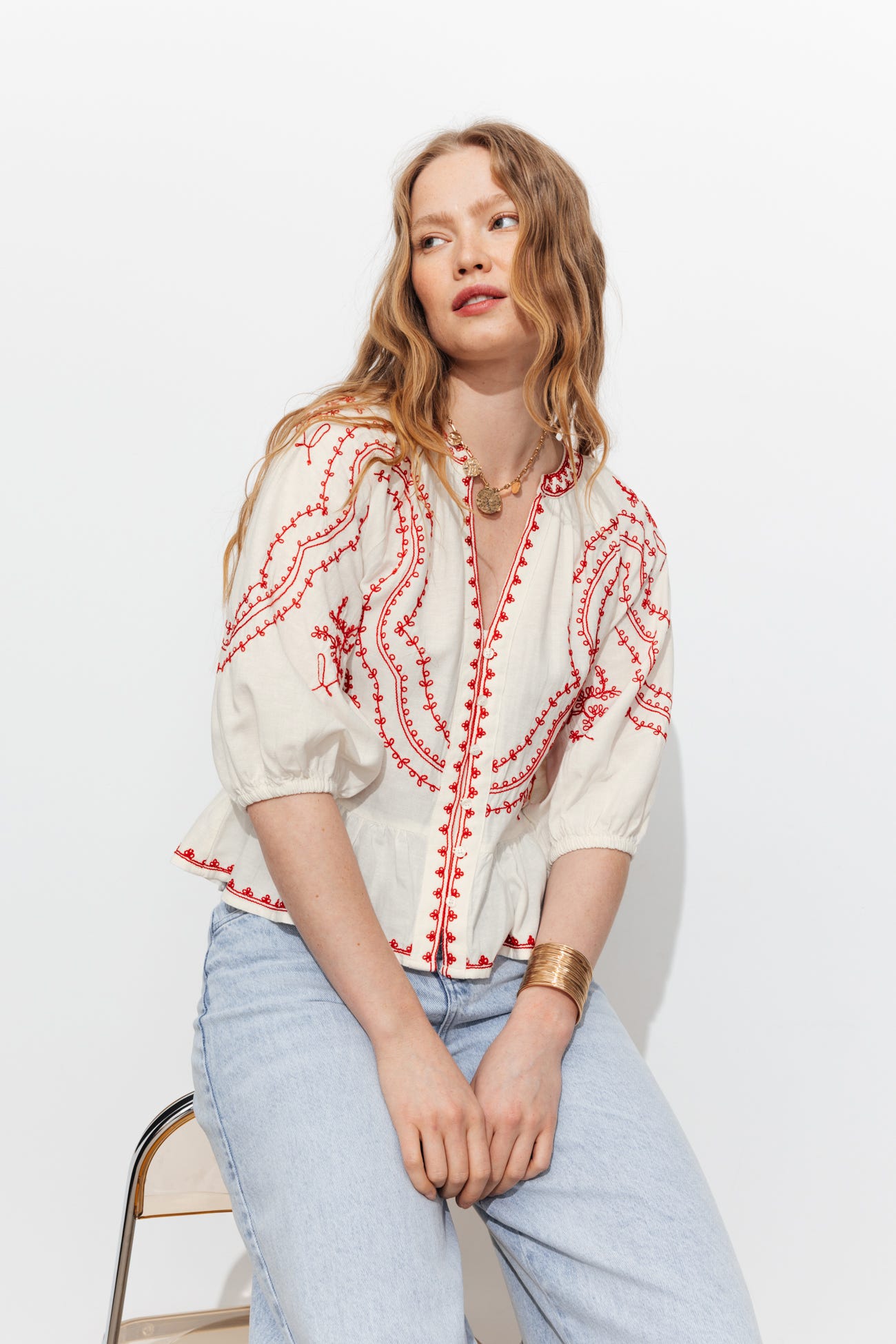 Blouse folk brodée Femme