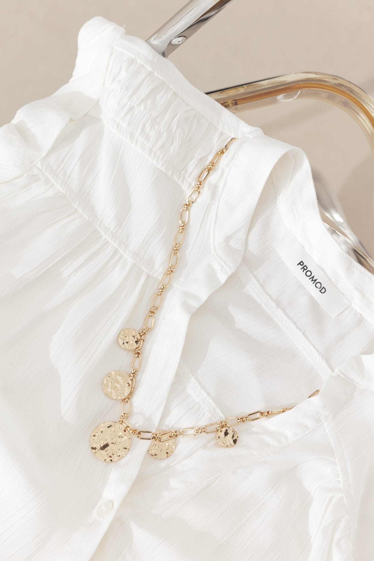 Gargantilla con medallones