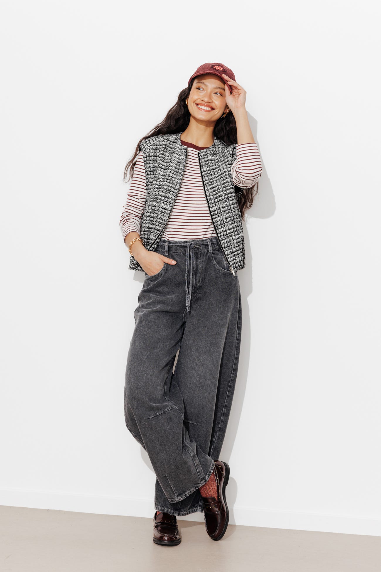 Sleeveless tweed blouson