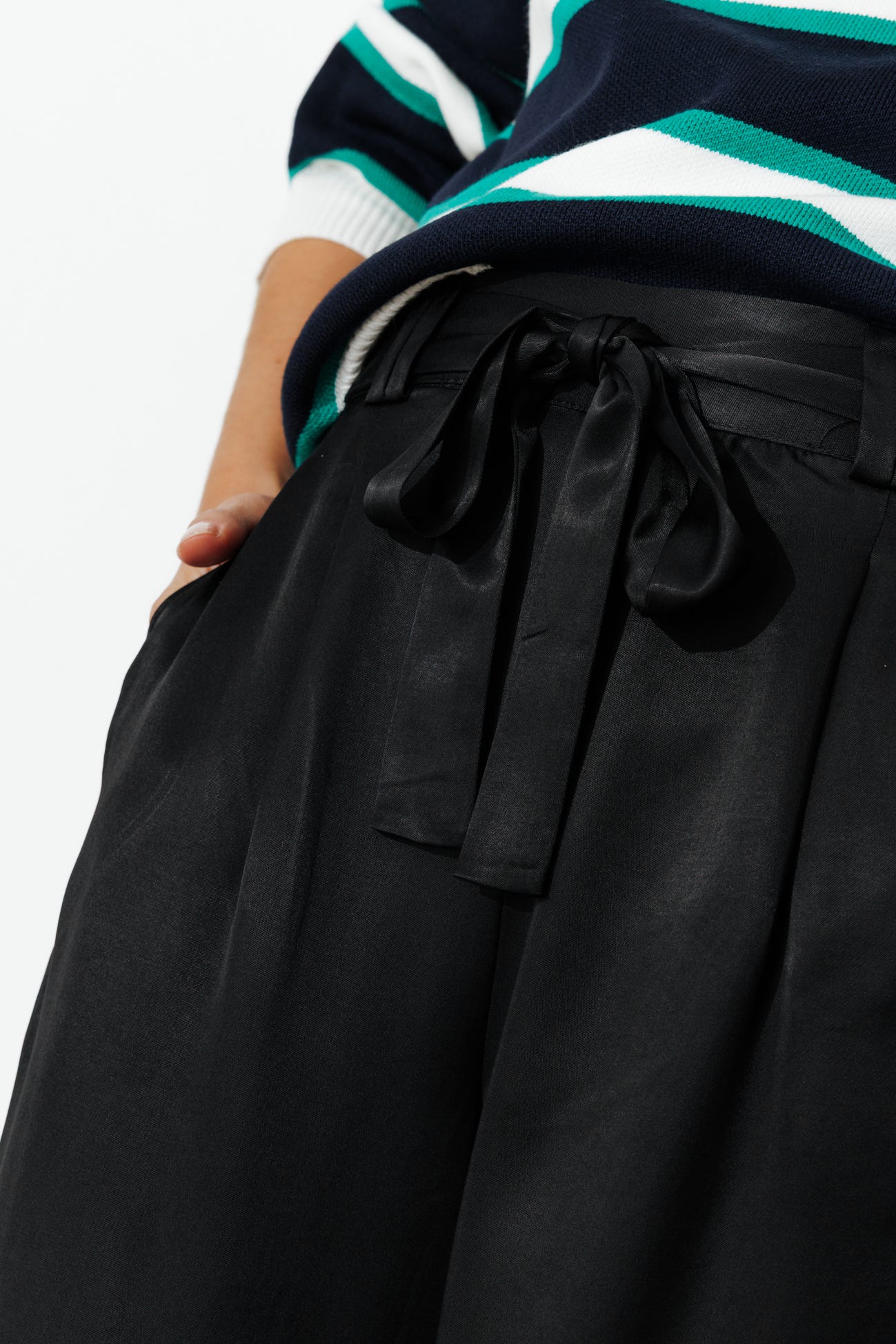 Pantalon large en satin Femme