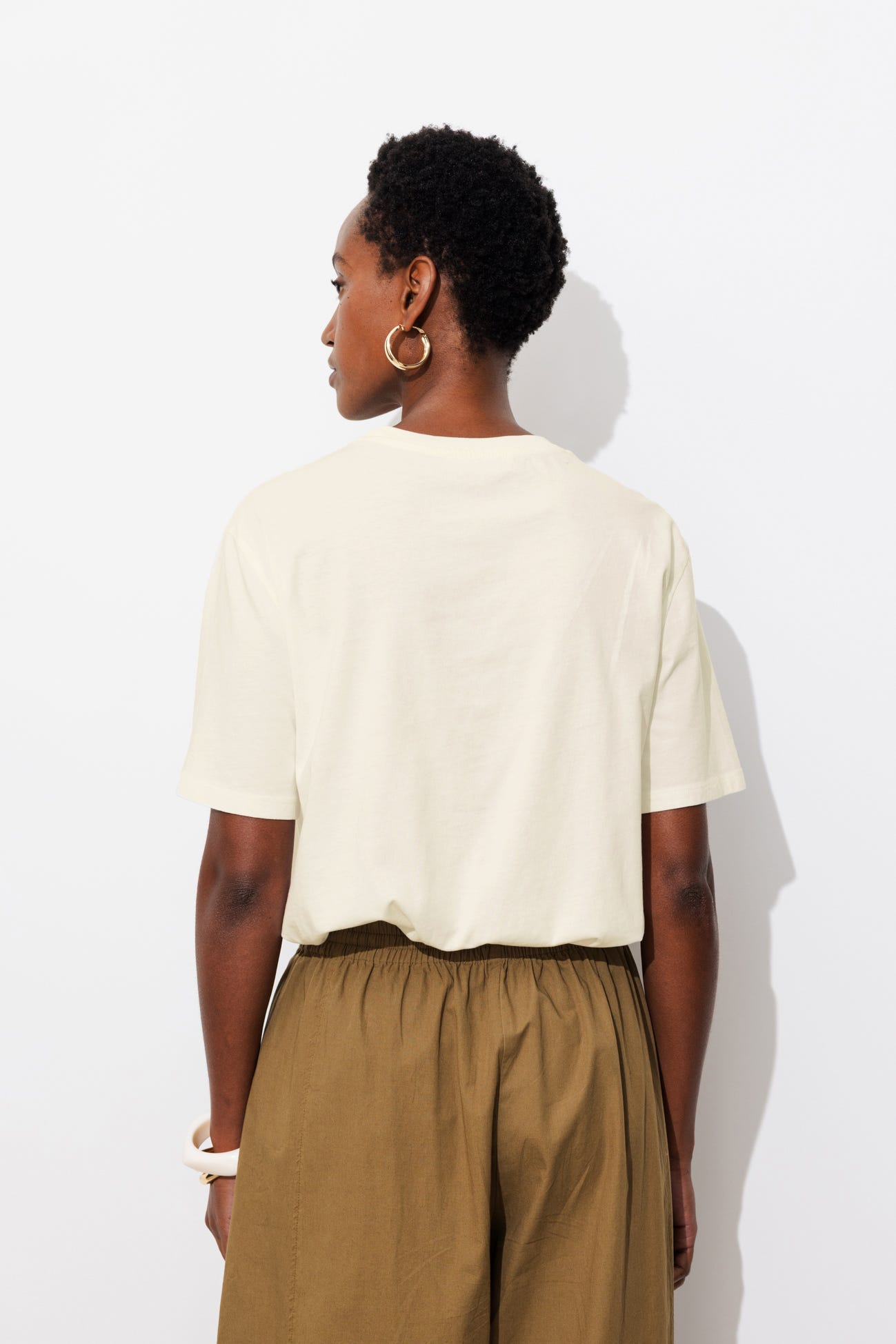 T-shirt brodé Femme