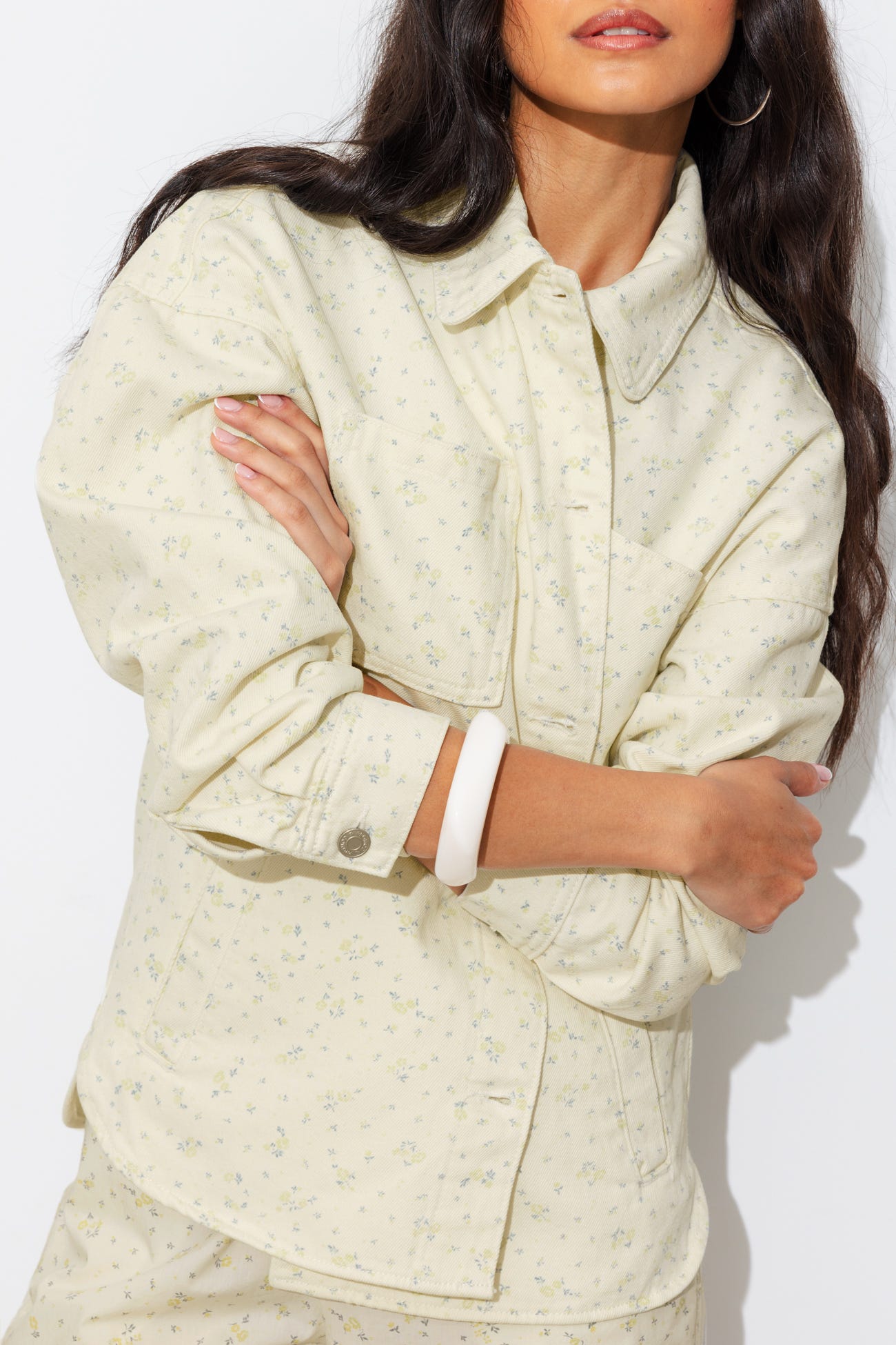 Chaqueta sobrecamisa de flores
