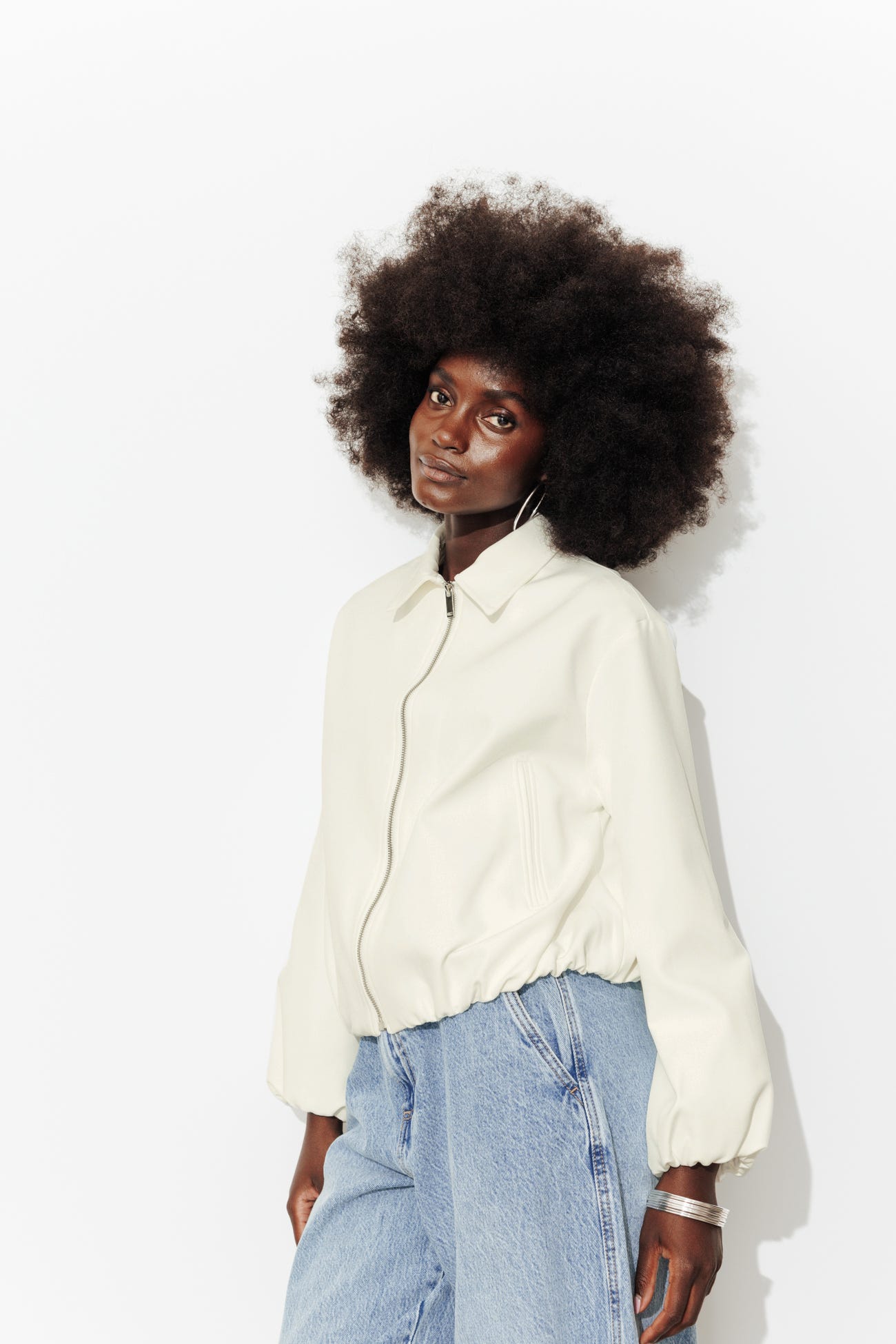 Veste courte boule Femme