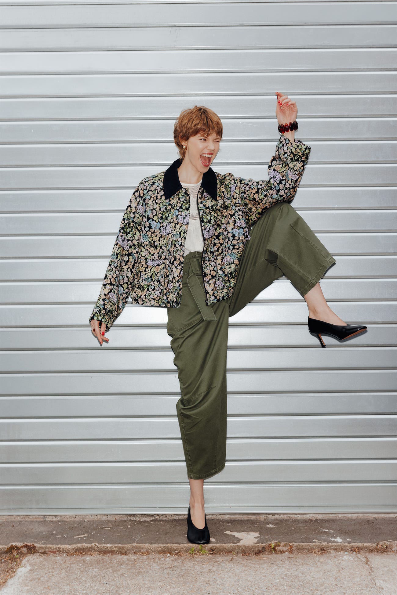 Giacca corta jacquard fiori