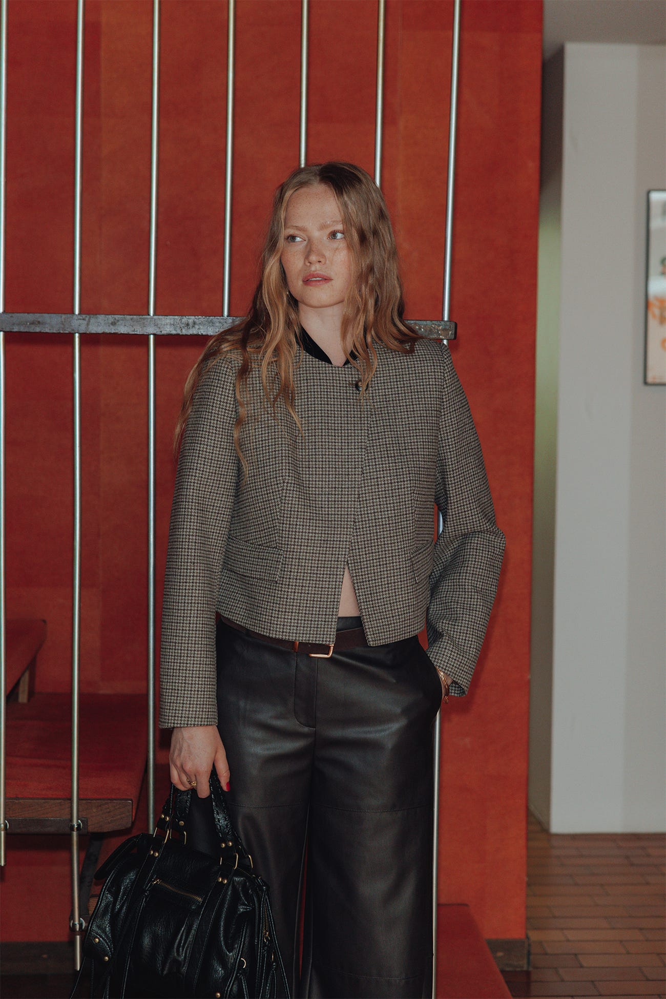 Short crossover jacket