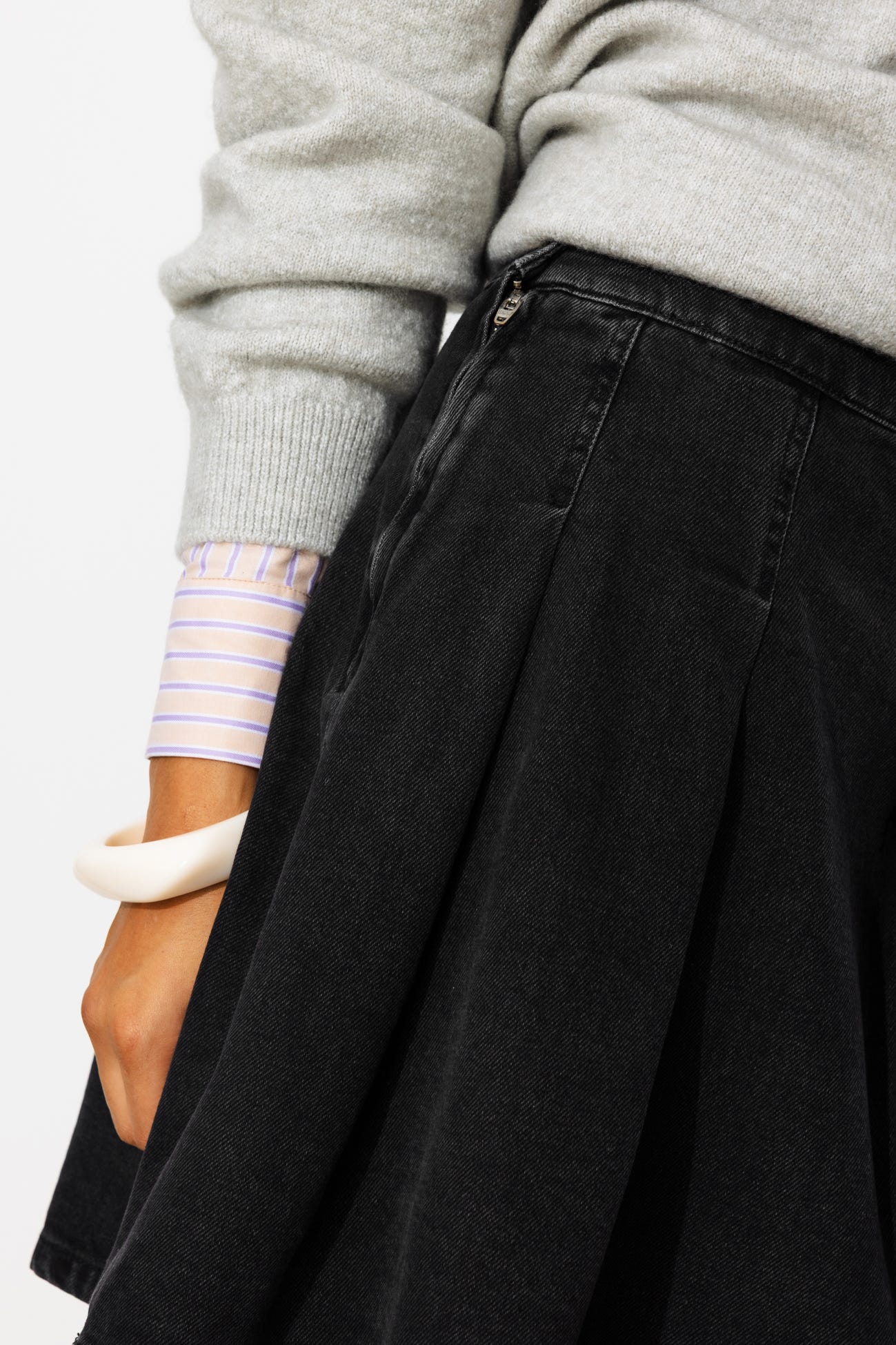 Pleated denim skirt
