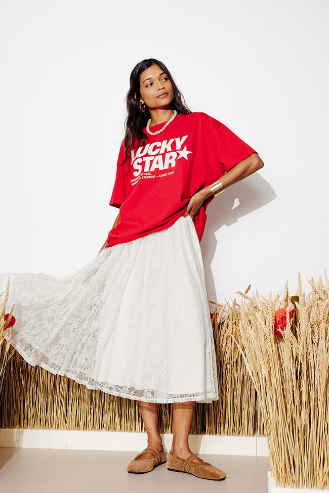 Midi lace skirt