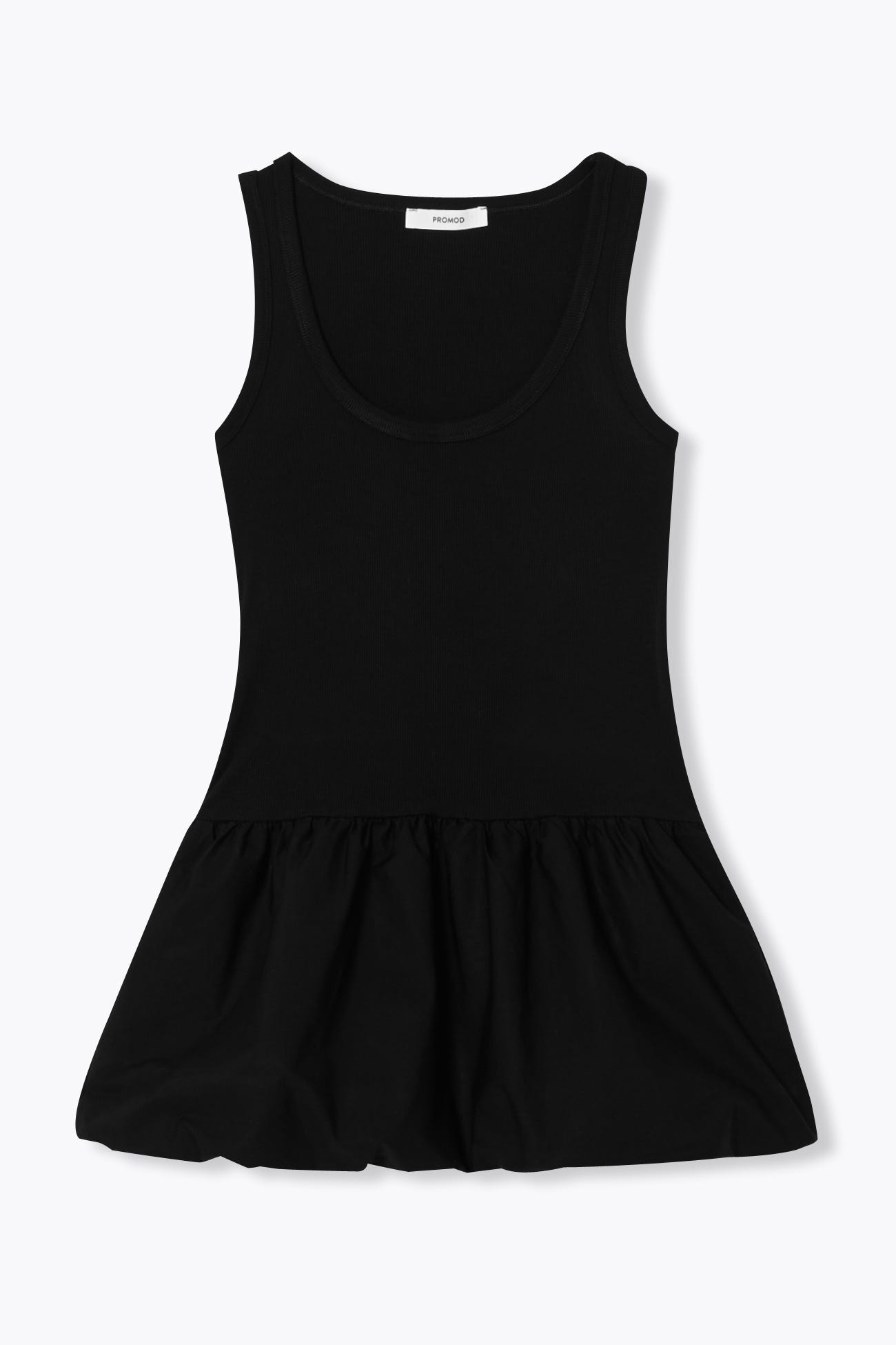Robe boule courte et unie