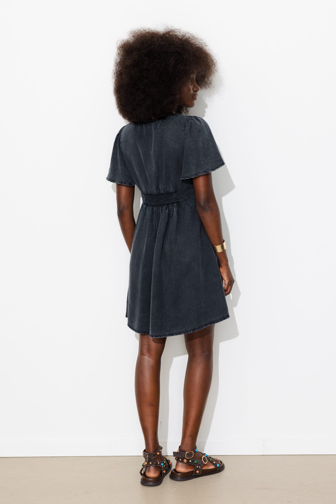 Vestido corto de lyocell