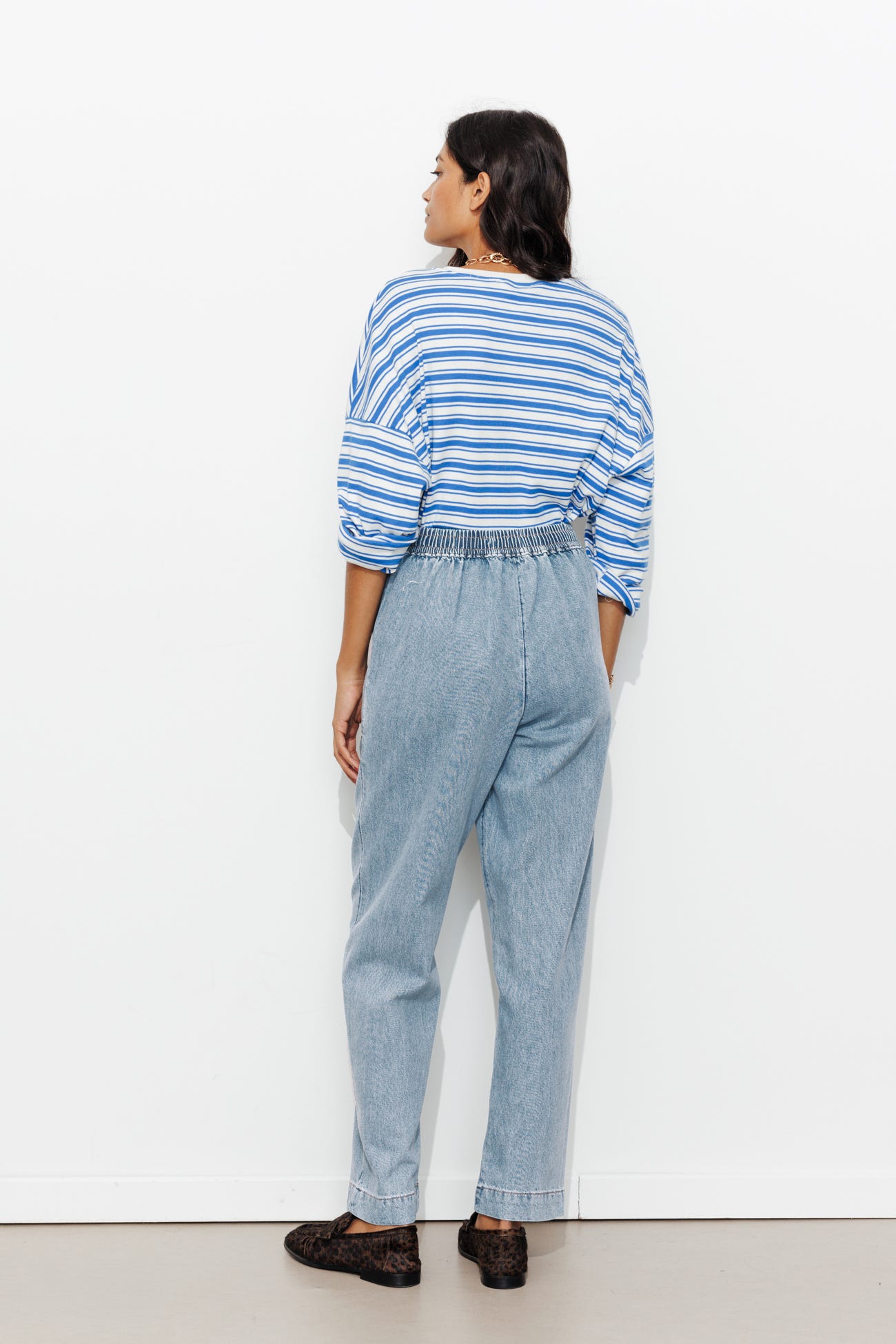Leichte Karottenjeans