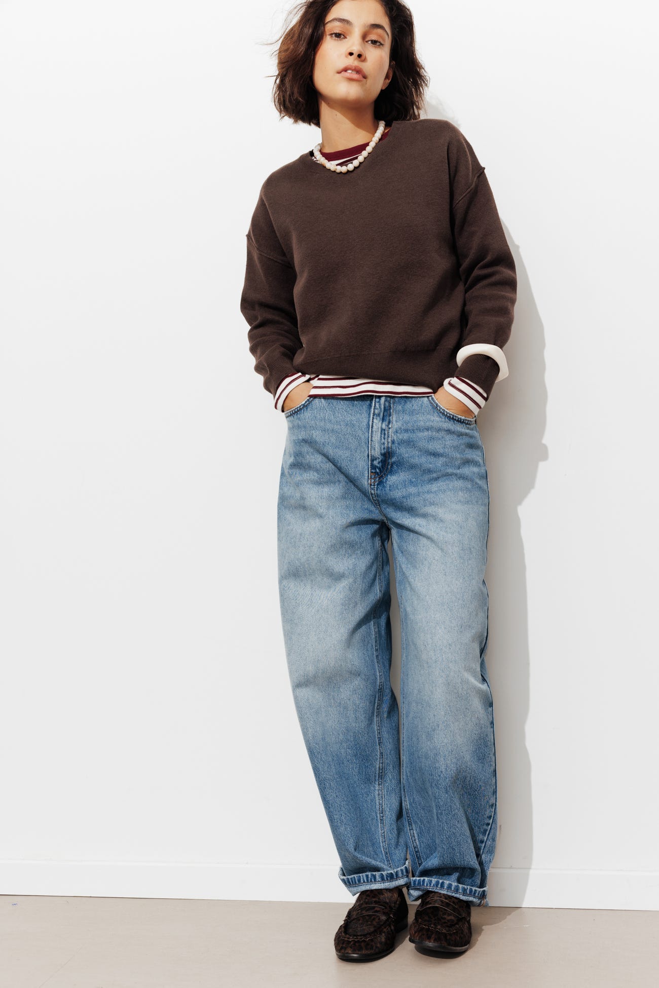 LEO high-waist barrel jeans