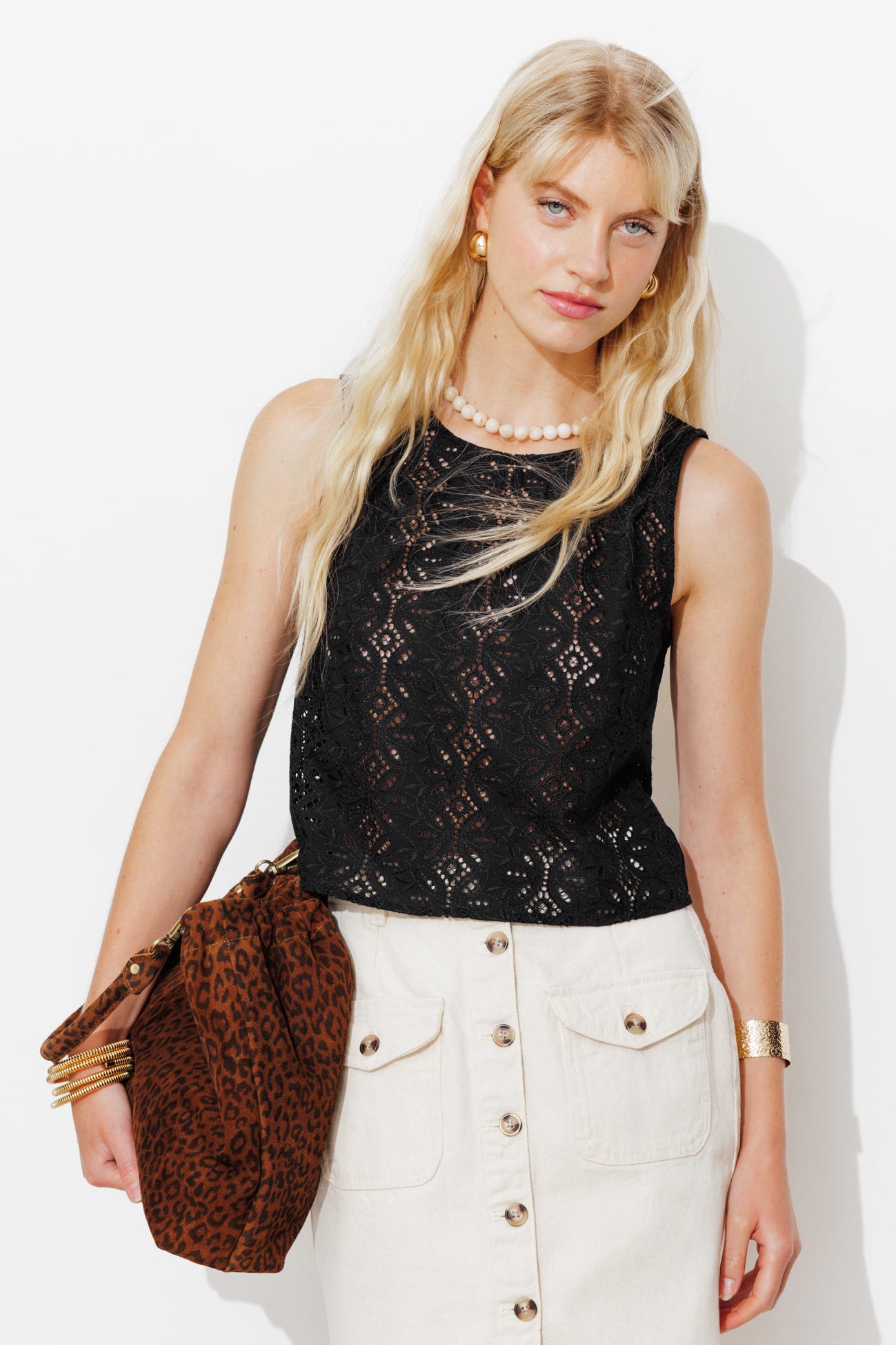 Broderie anglaise top