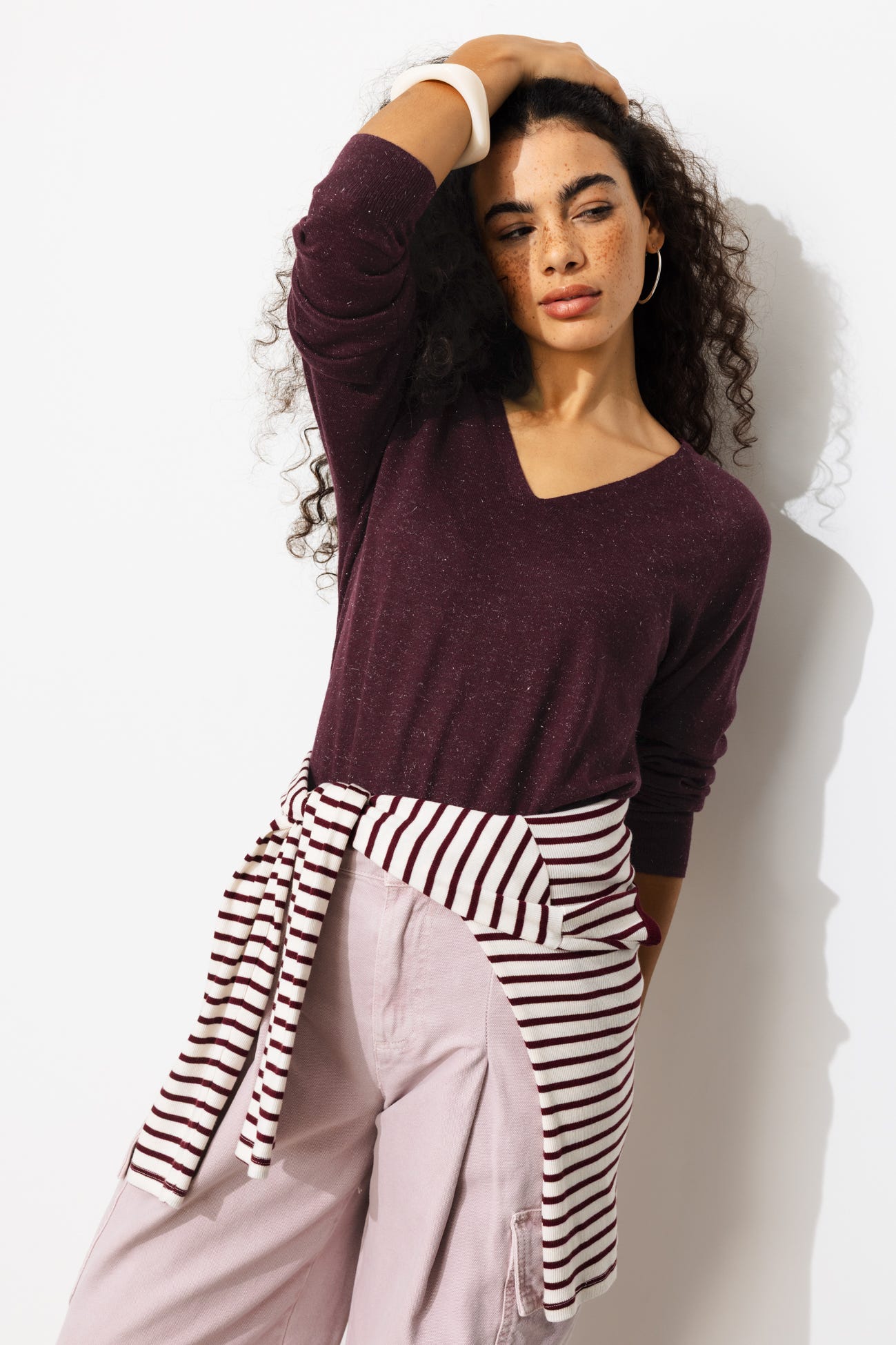 Lightweight glitzy jumper