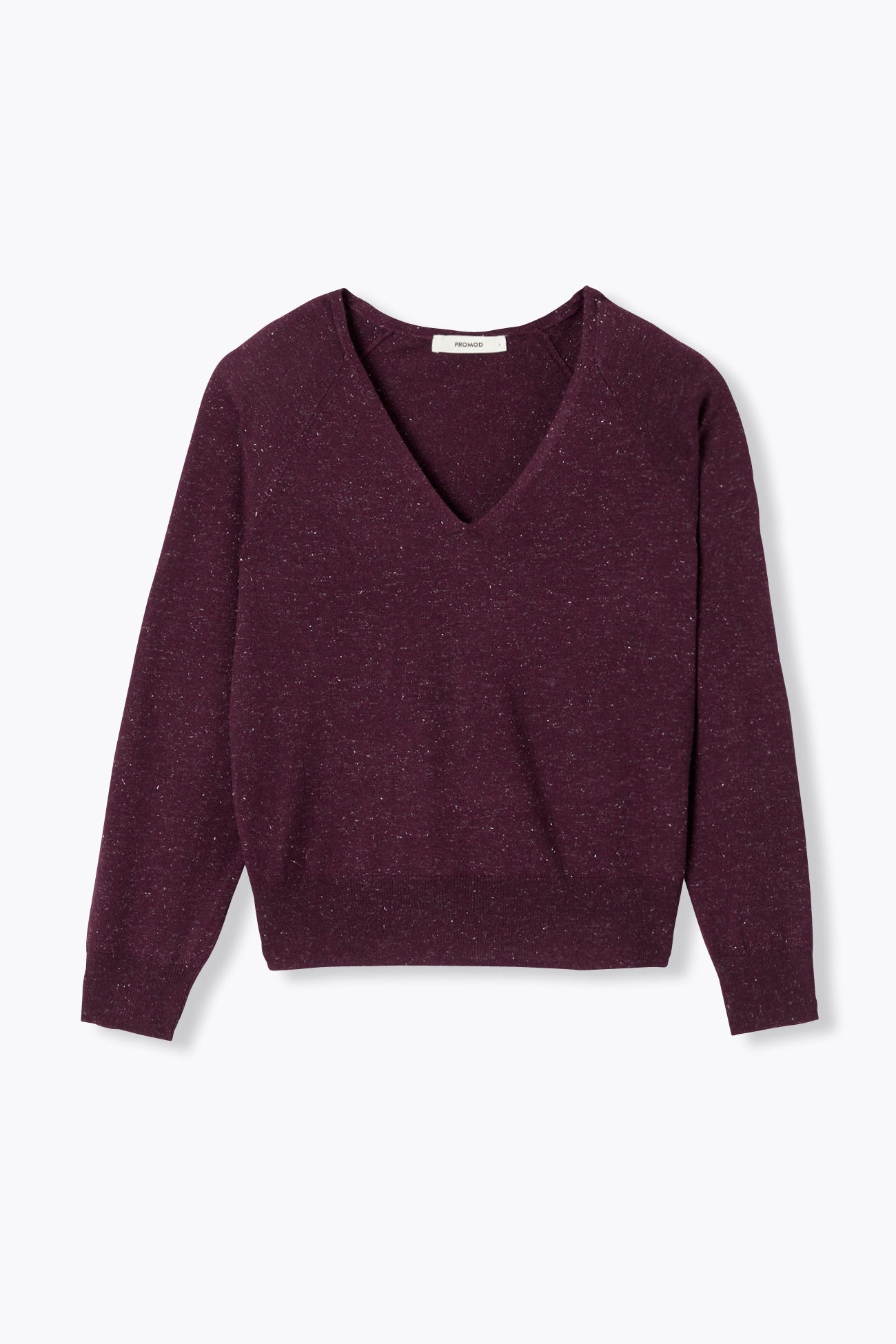 Lightweight glitzy jumper