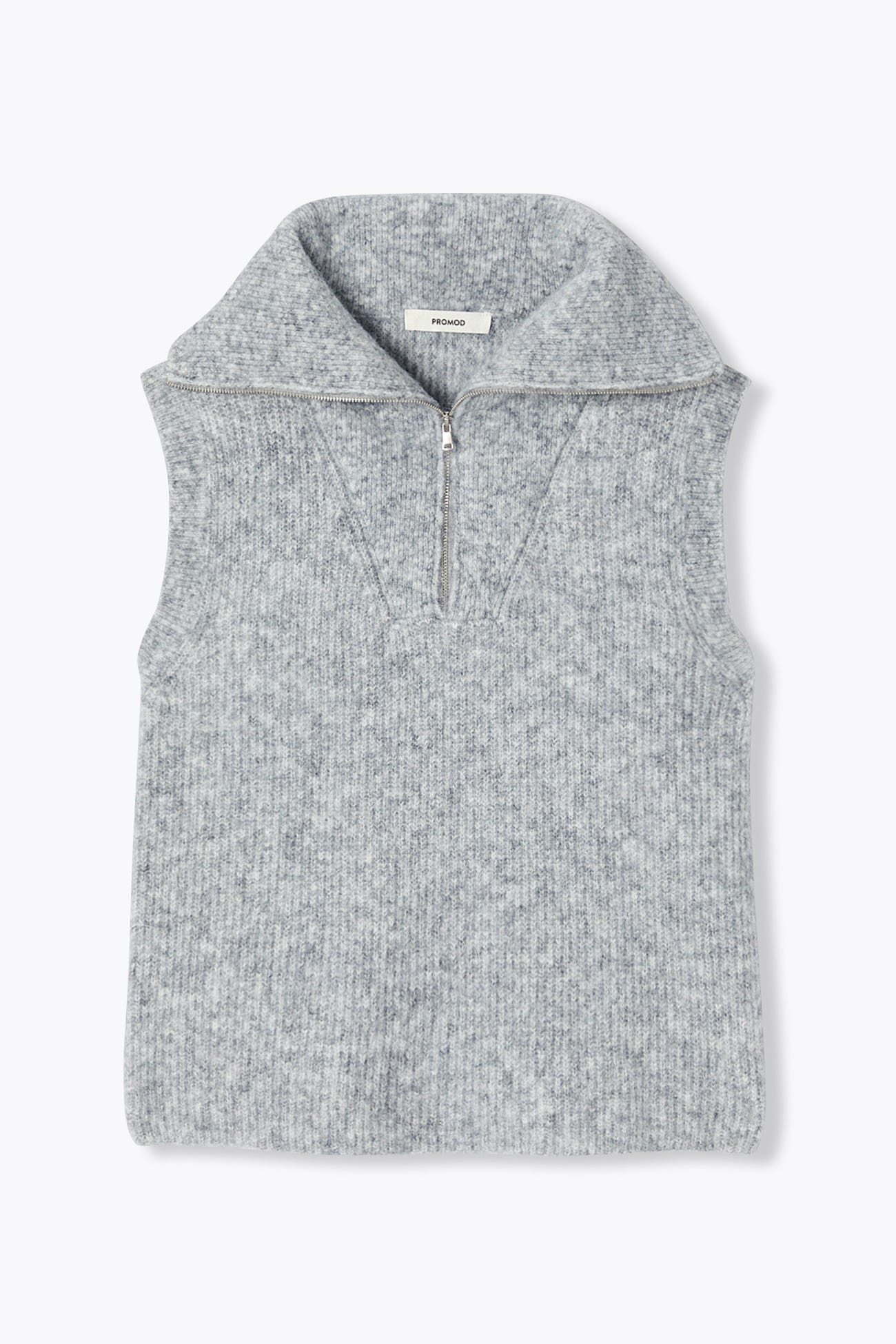 Sleeveless funnel-neck jumper