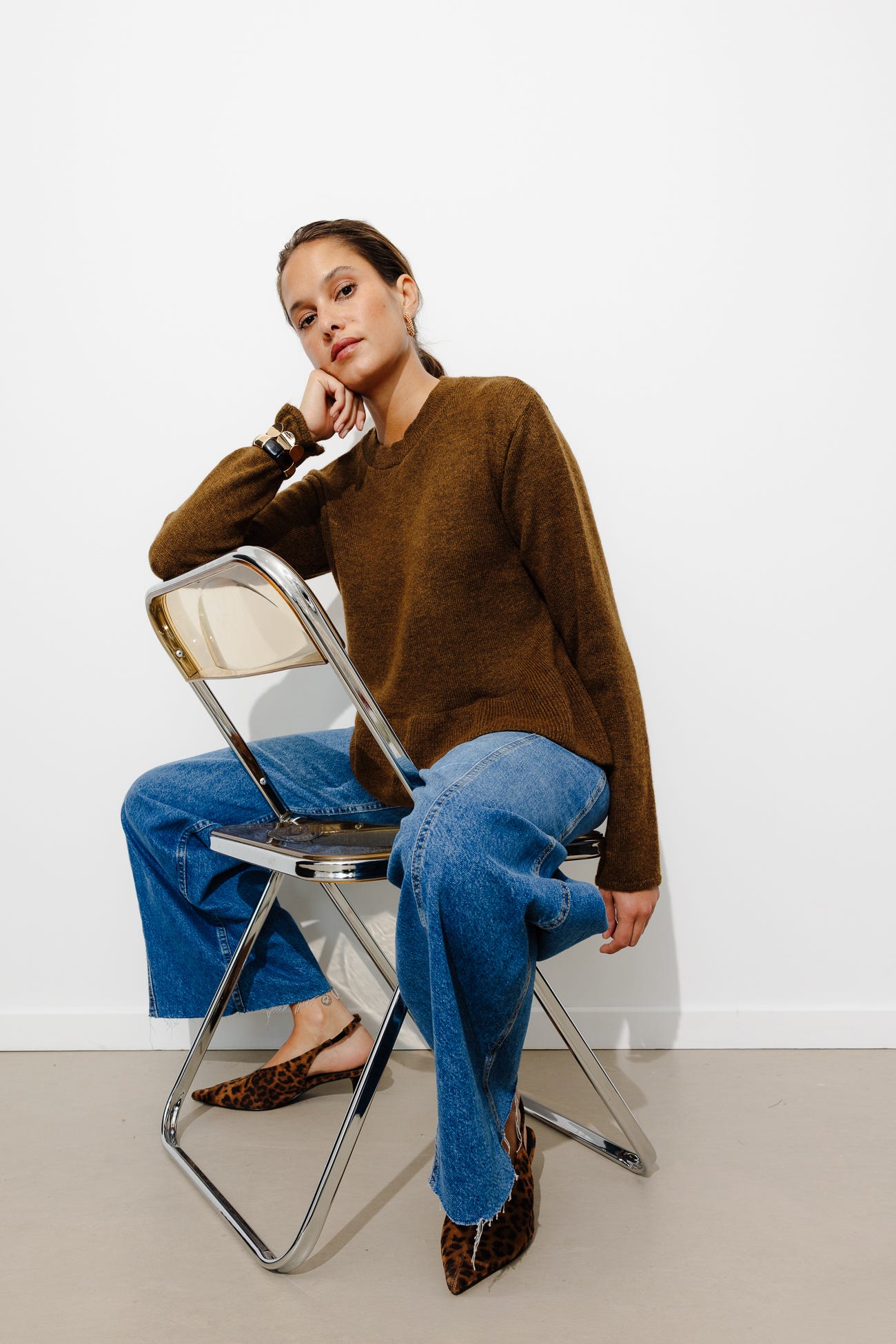 Jumper with wavy peplum waist