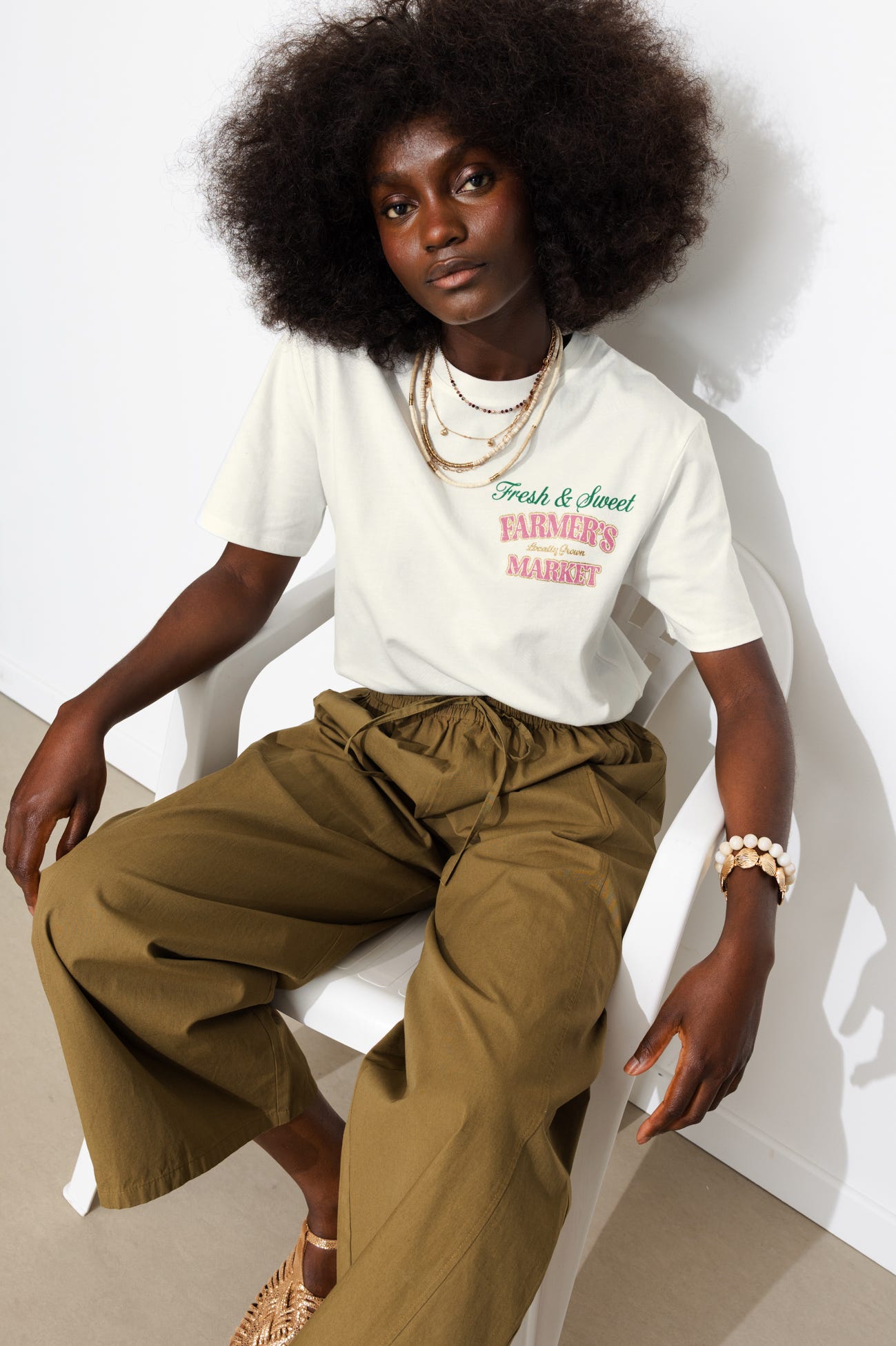 T-shirt à message pailleté