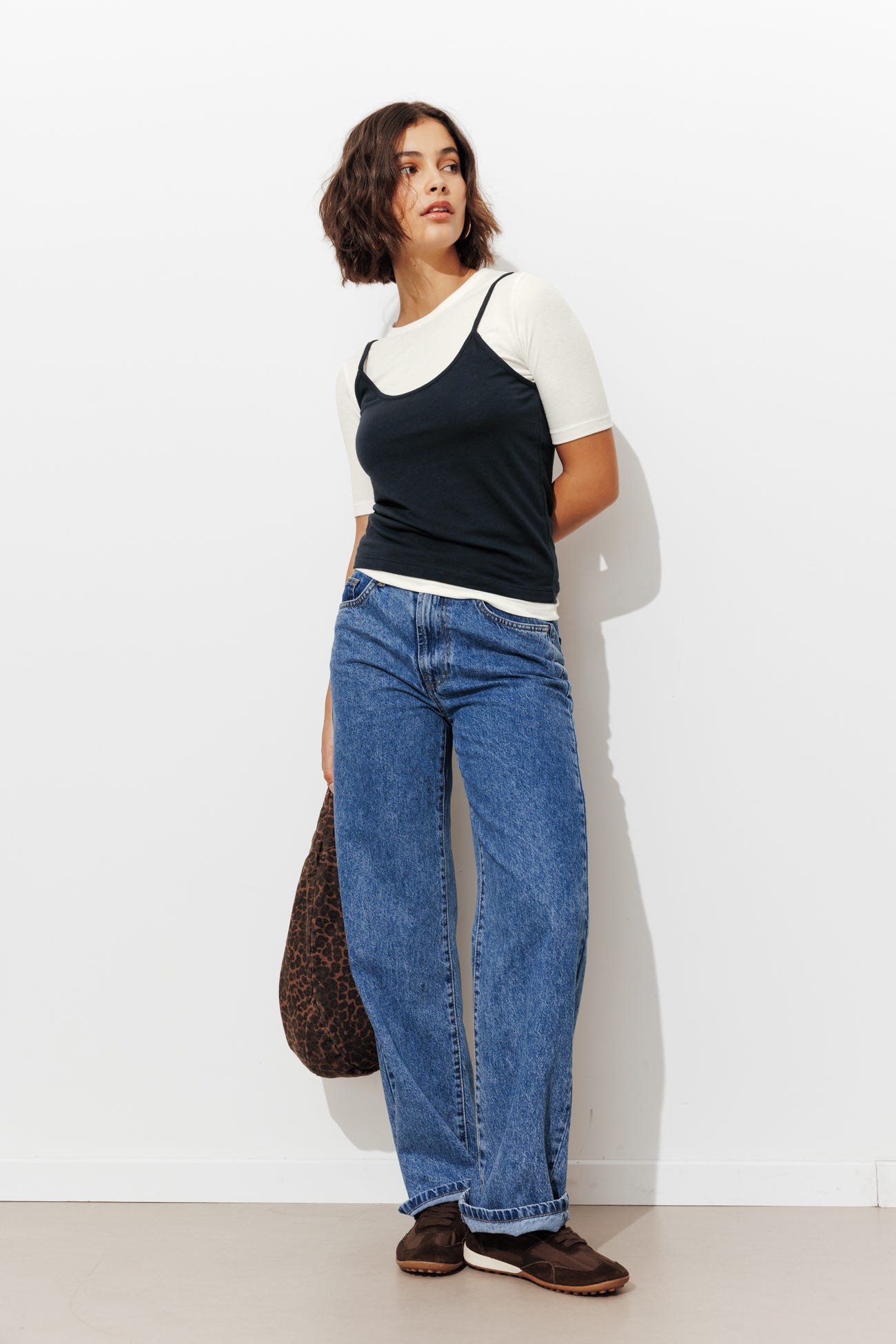 T-shirt et top superposés