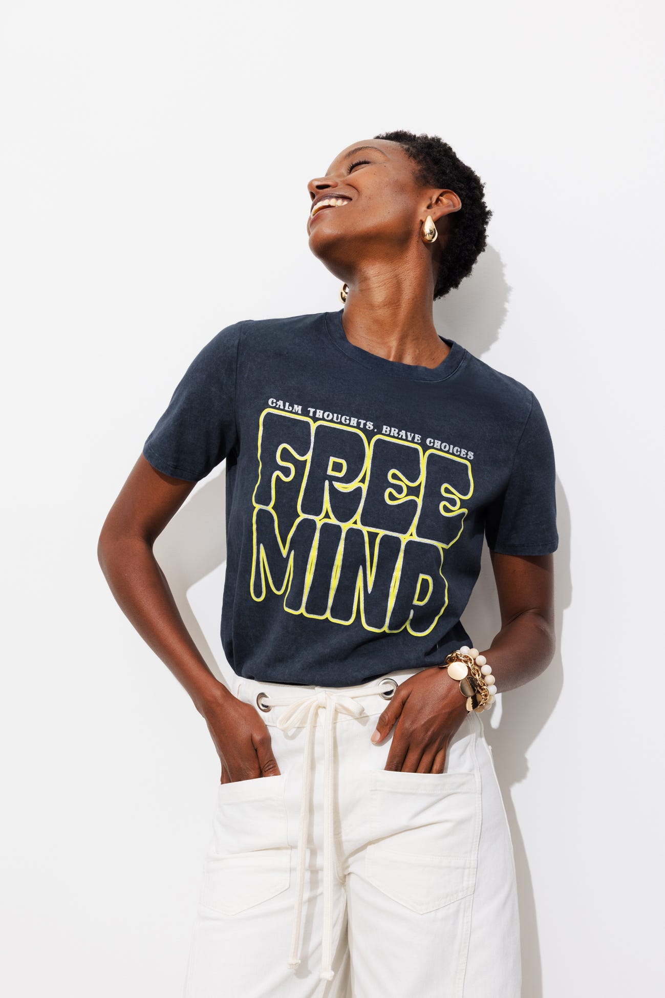 T-shirt à message 'free mind'
