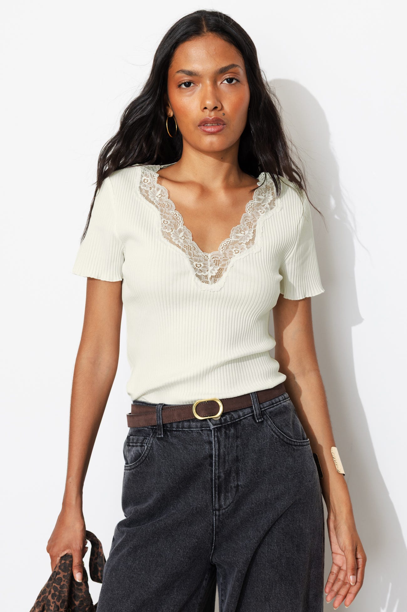 T-shirt détail dentelle Femme