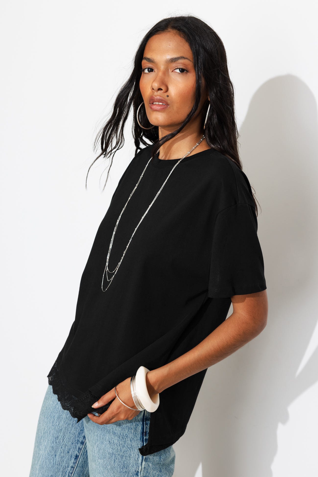 T-shirt détail dentelle Femme