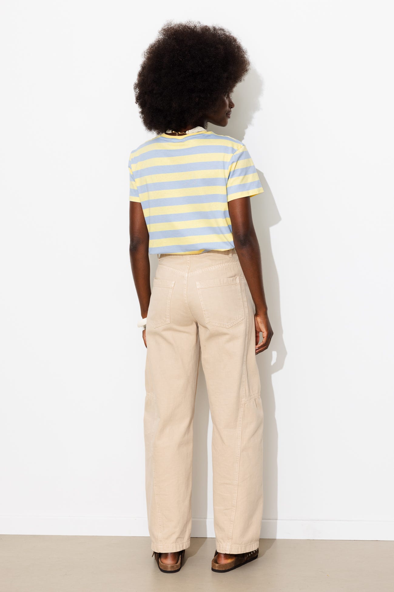 T-shirt a righe con scritta