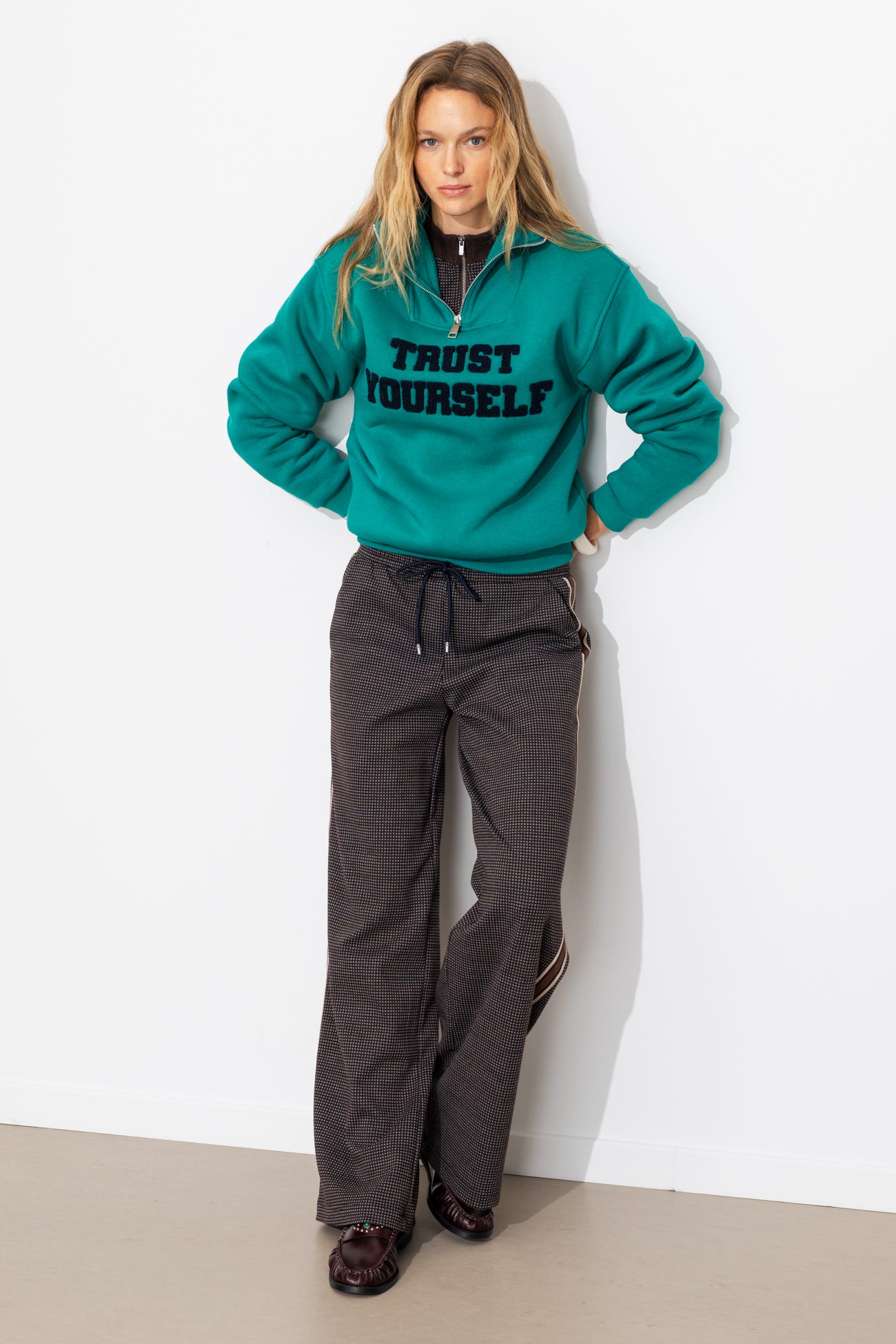 Sweatshirt "Trust Yourself"