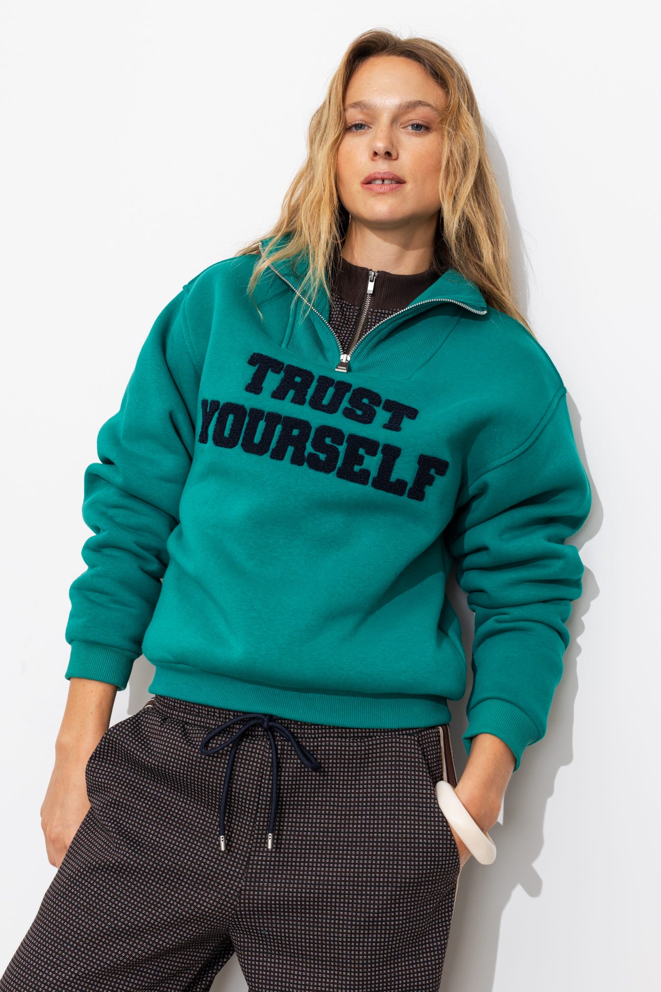 Sweatshirt "Trust Yourself"