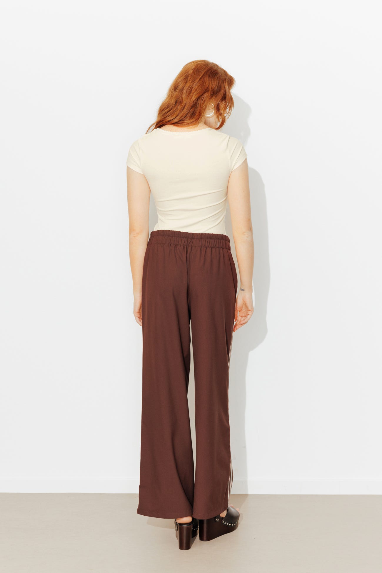 T-shirt con scollo a paletta
