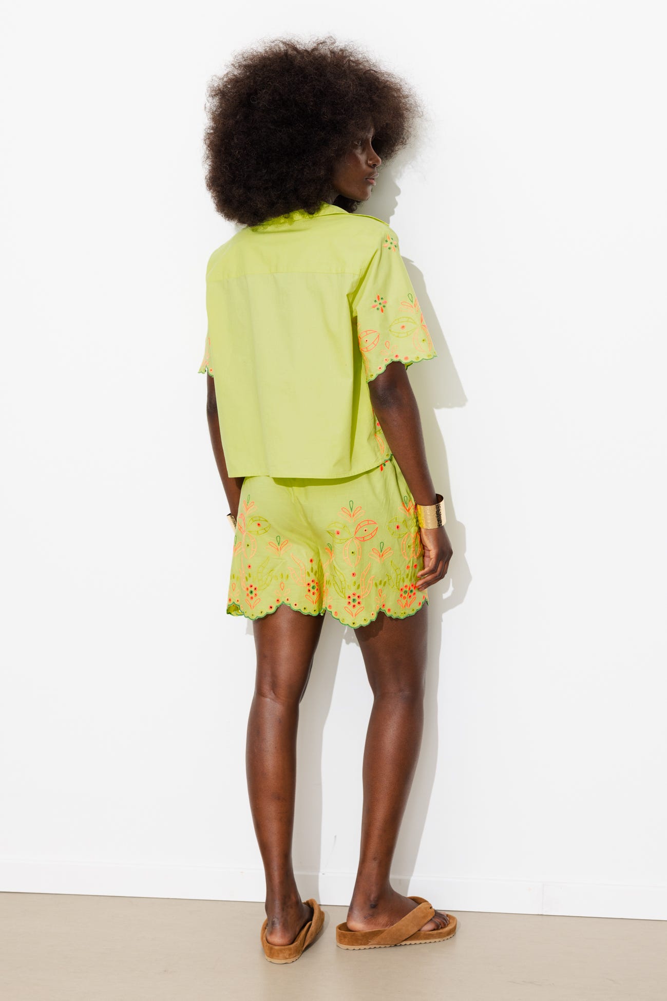 Chemise brodée Femme