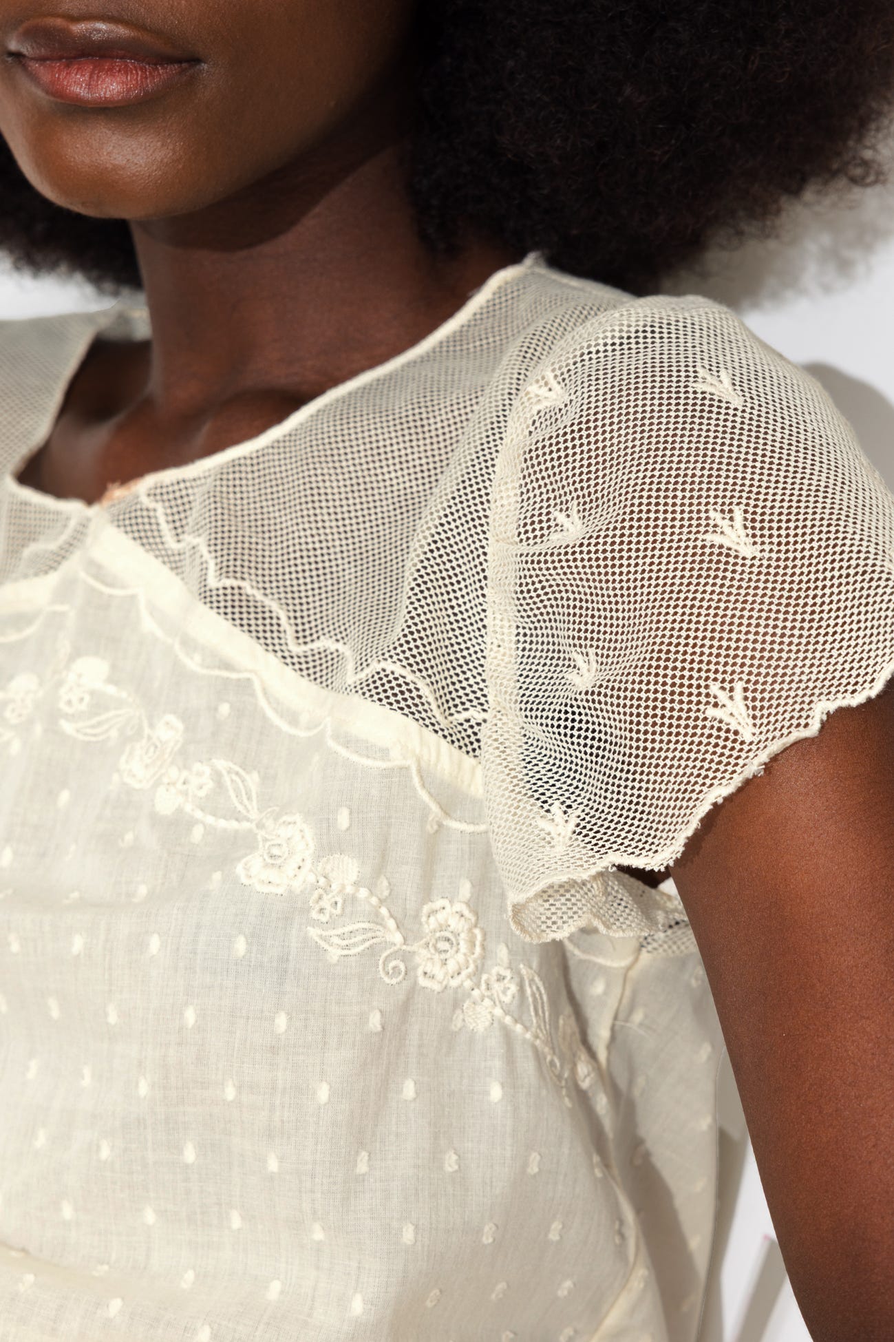 Blusa bordada