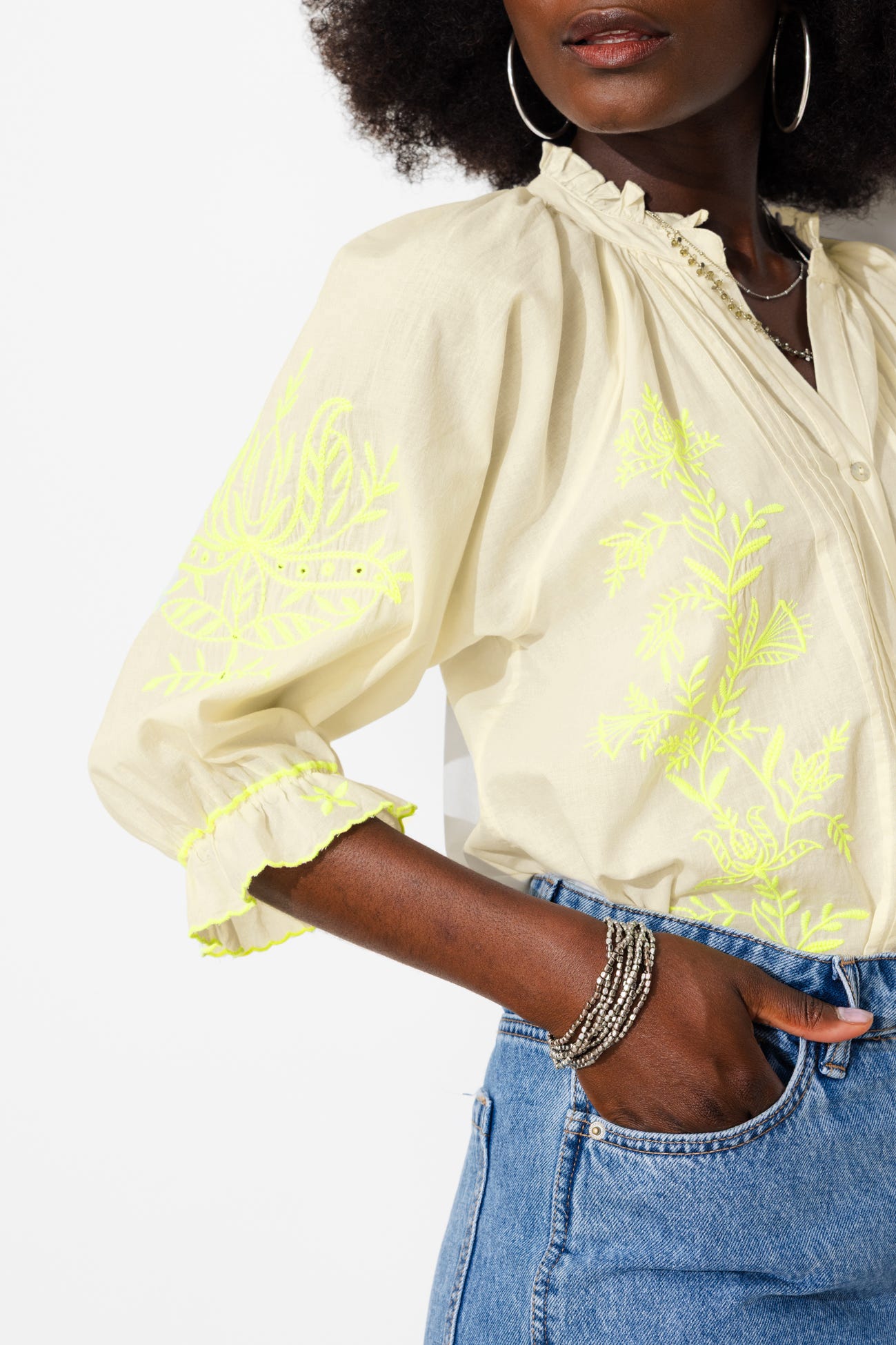 Blouse à broderies fluo Femme