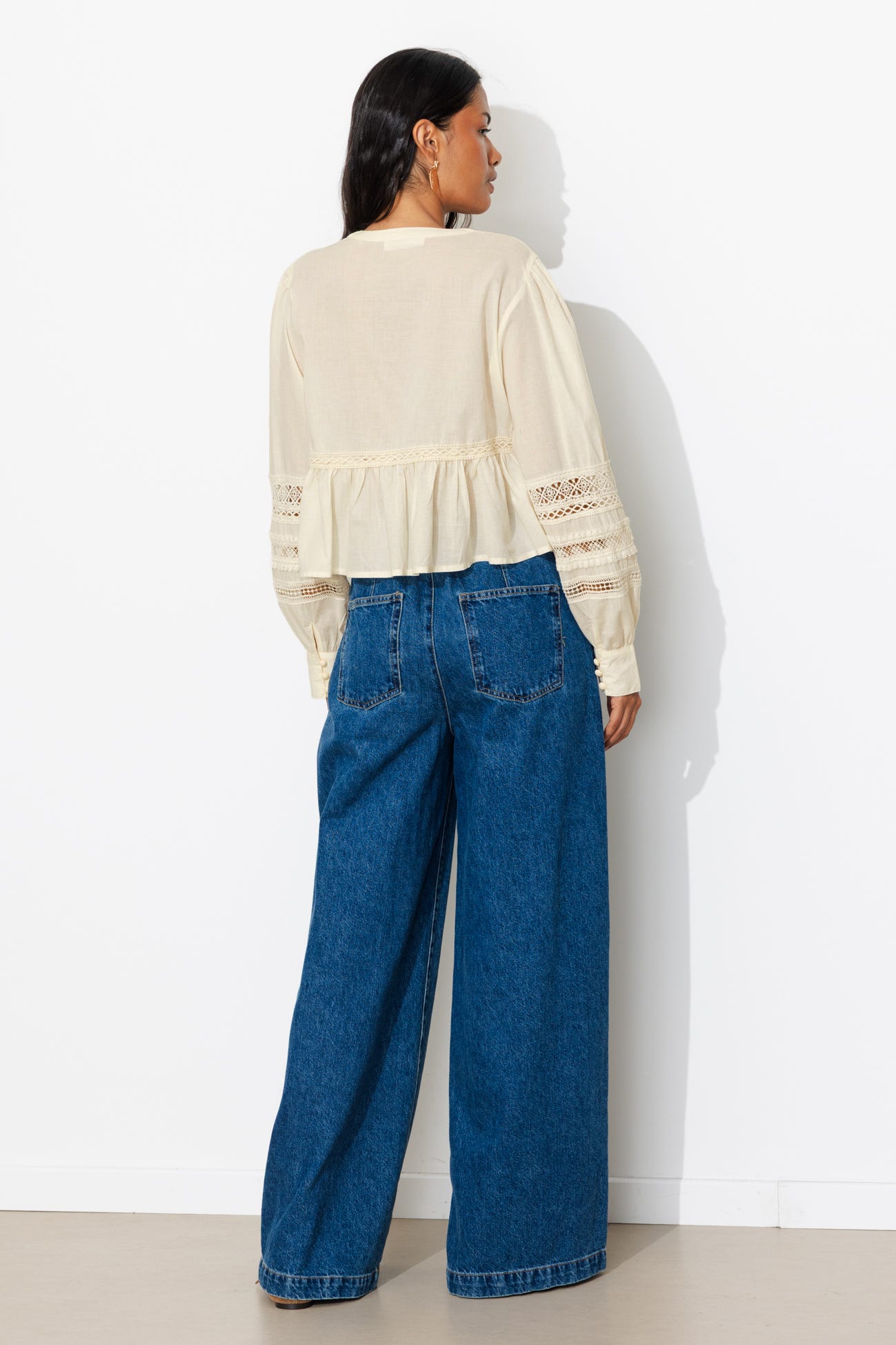 Blusa detalle encaje