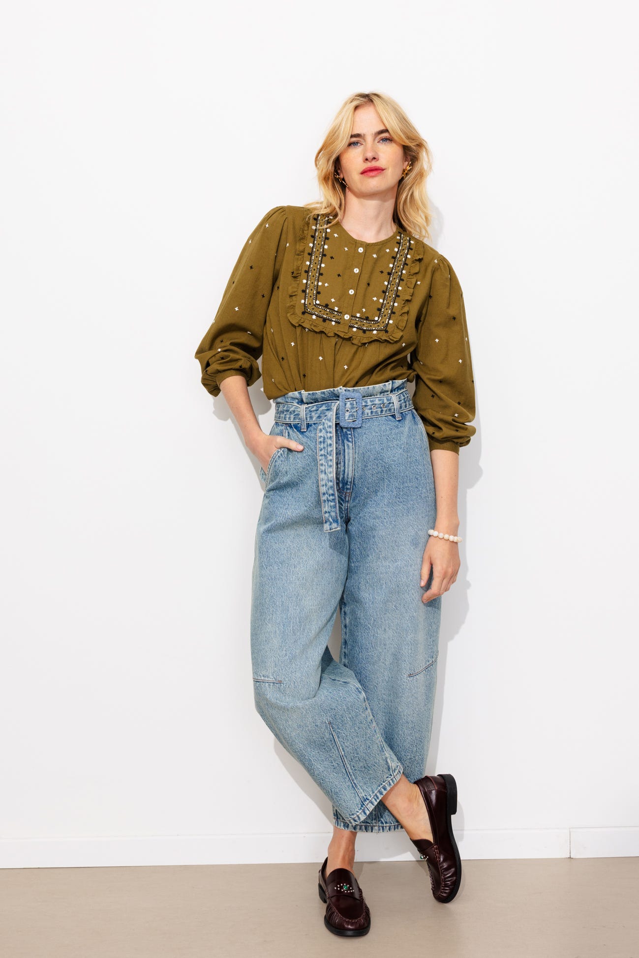 Blouse brodée à plastron