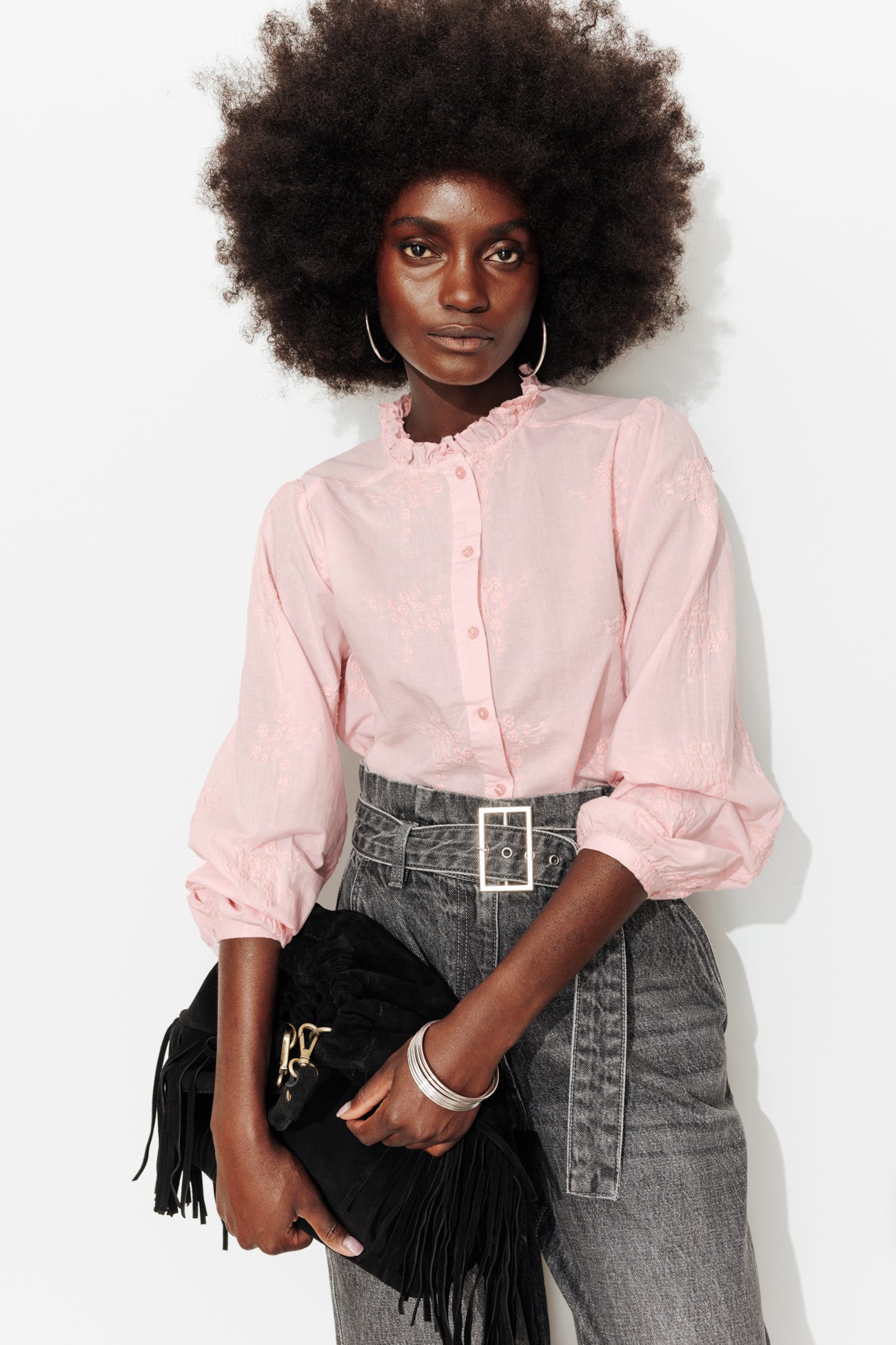 Chemise en cotonnade brodée