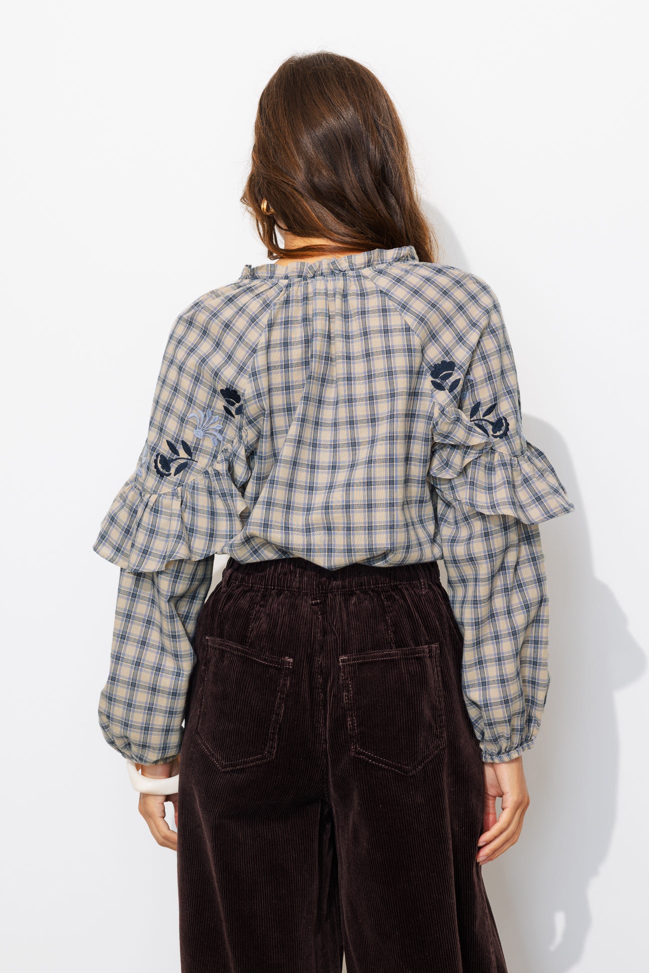 Bestickte Volantbluse