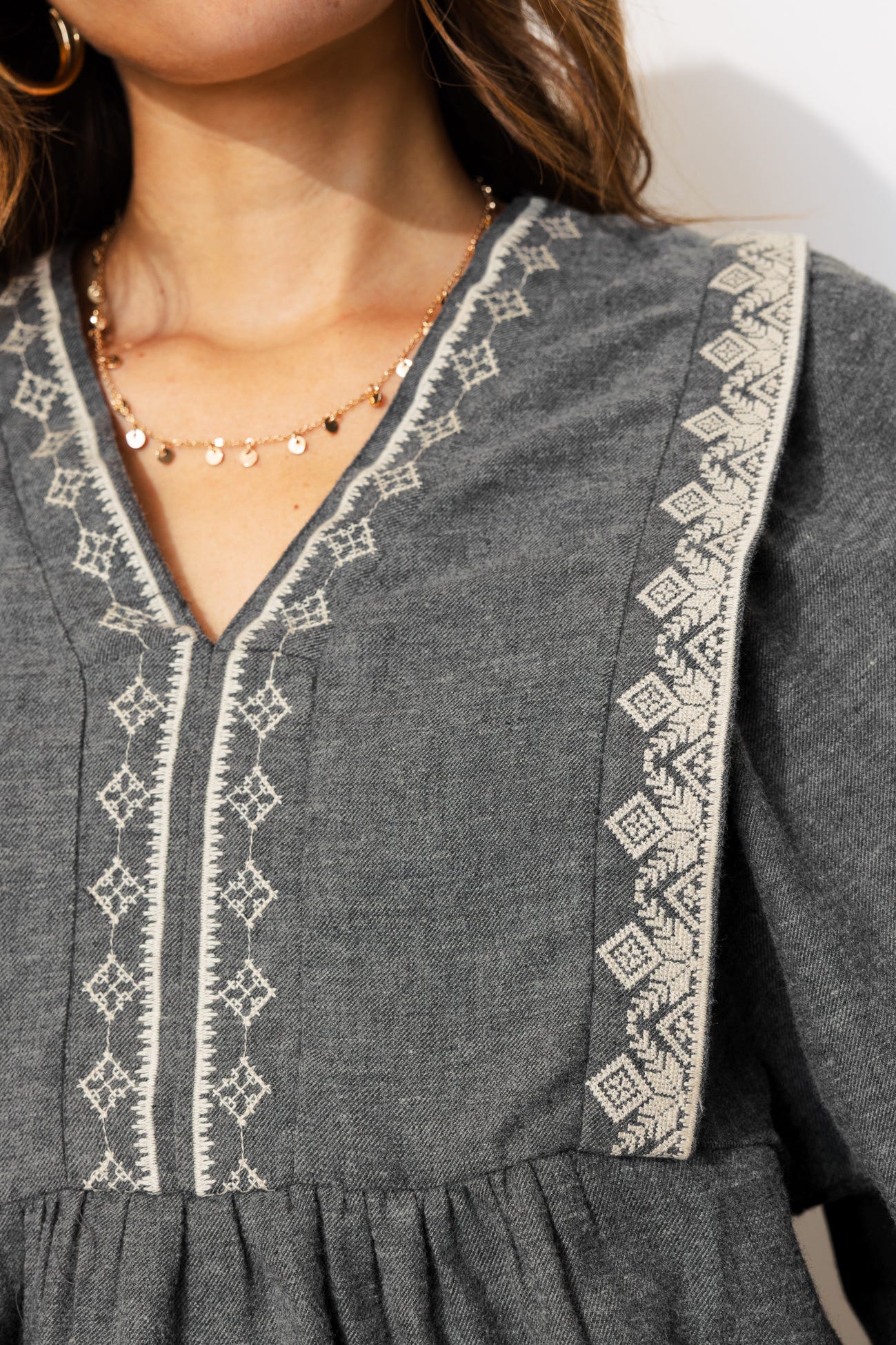 Blouse brodée Femme
