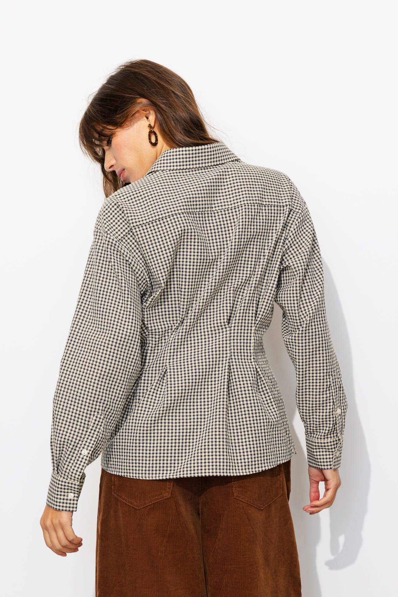 Camisa de cuadros entallada