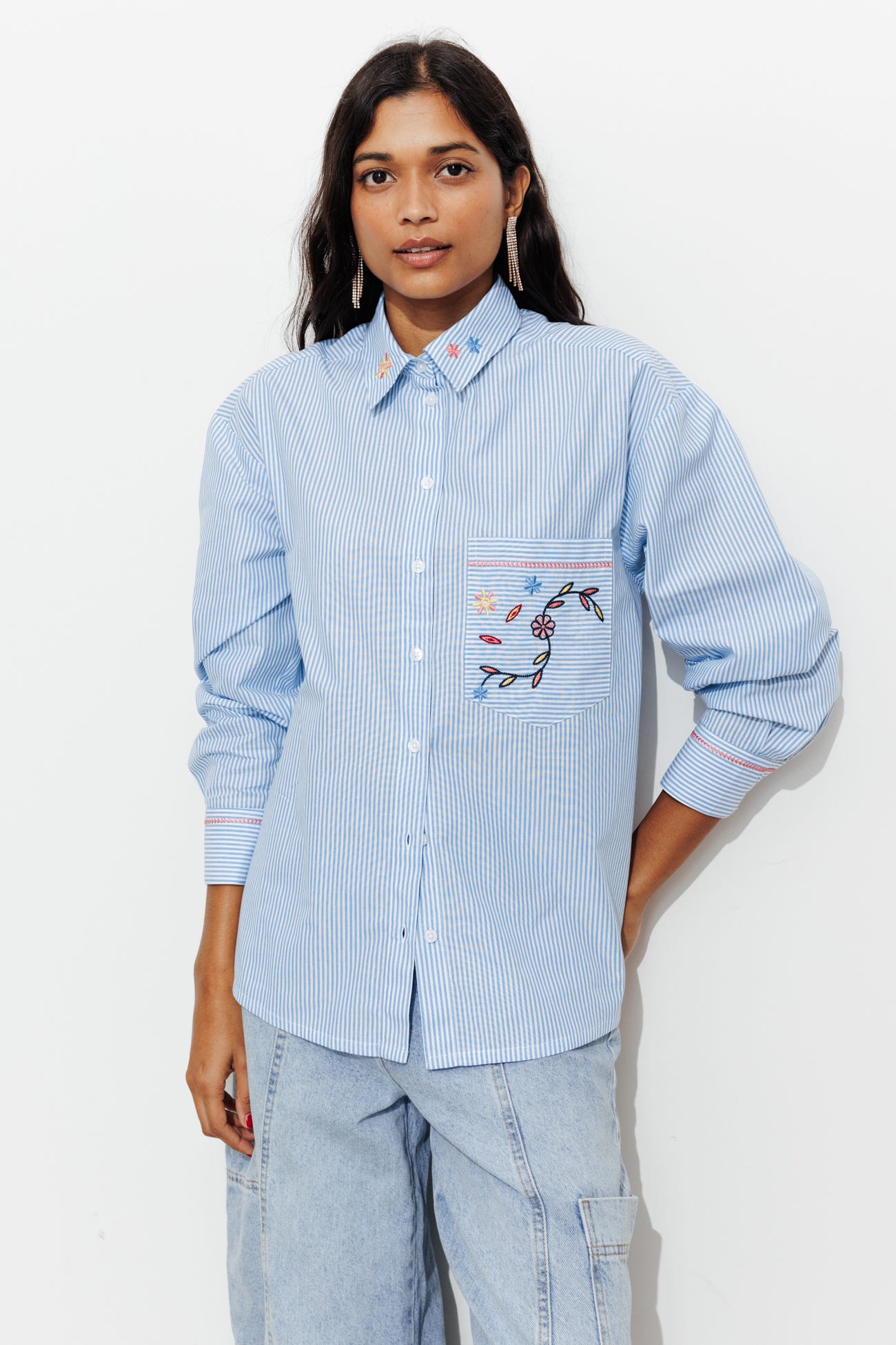Chemise rayée brodée Femme