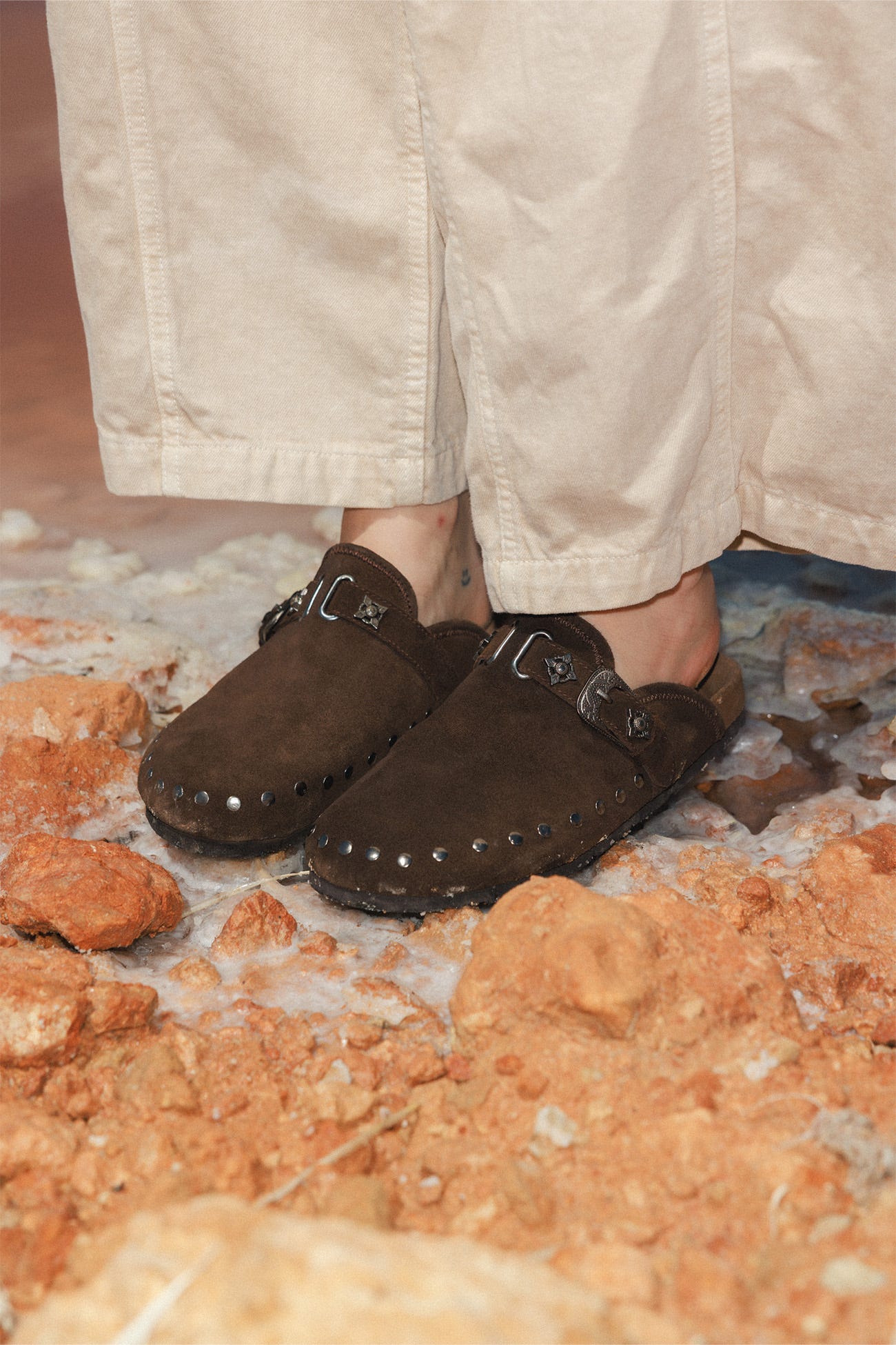 Sabot en cuir clouté Femme