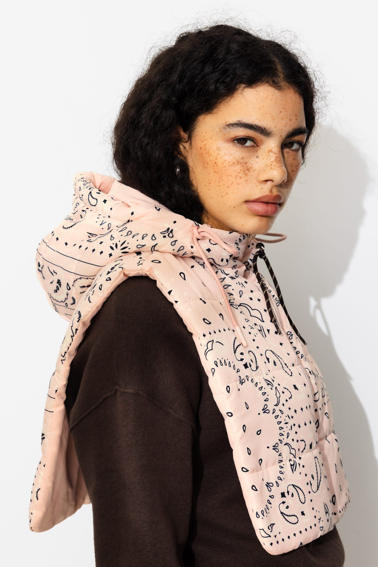 Patterned removable hood 