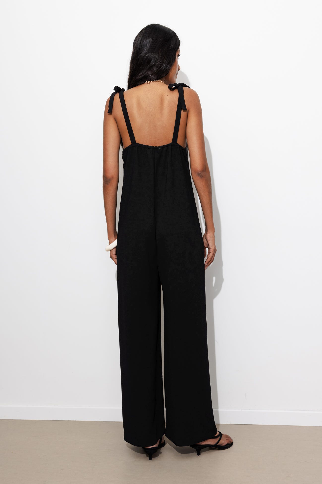 Combi-pantalon détail dentelle
