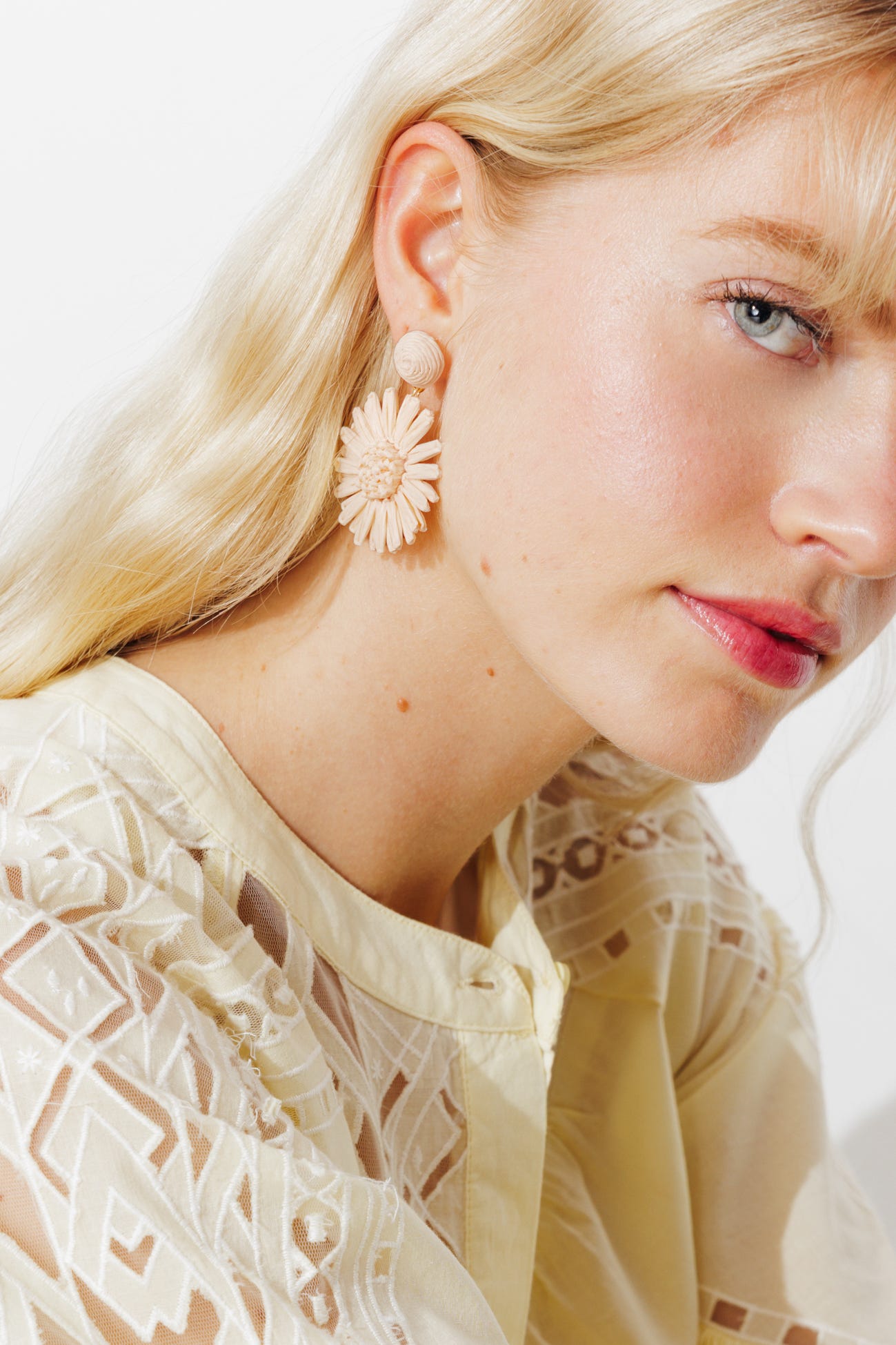 Raffia earrings