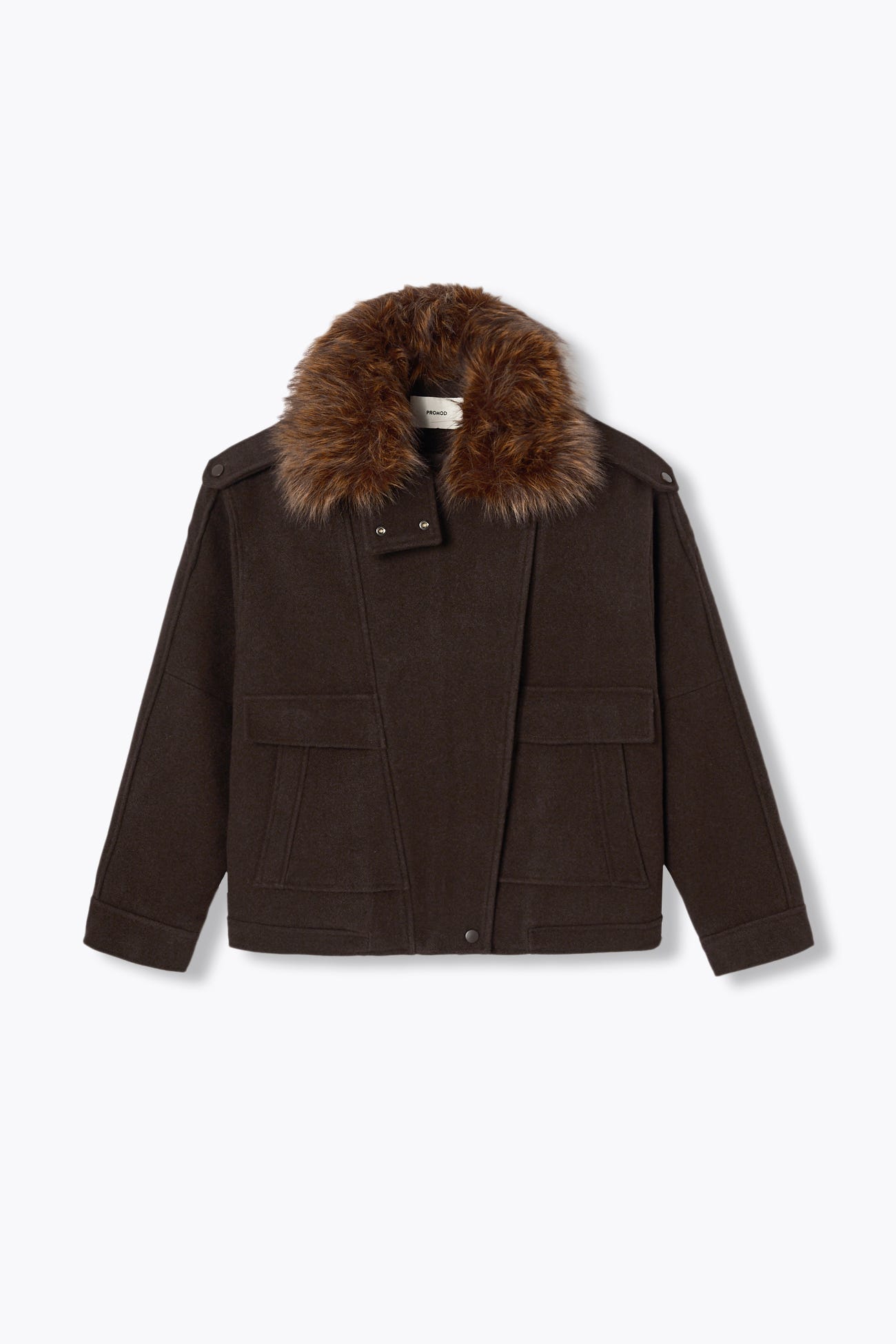 Short raised neckline coat