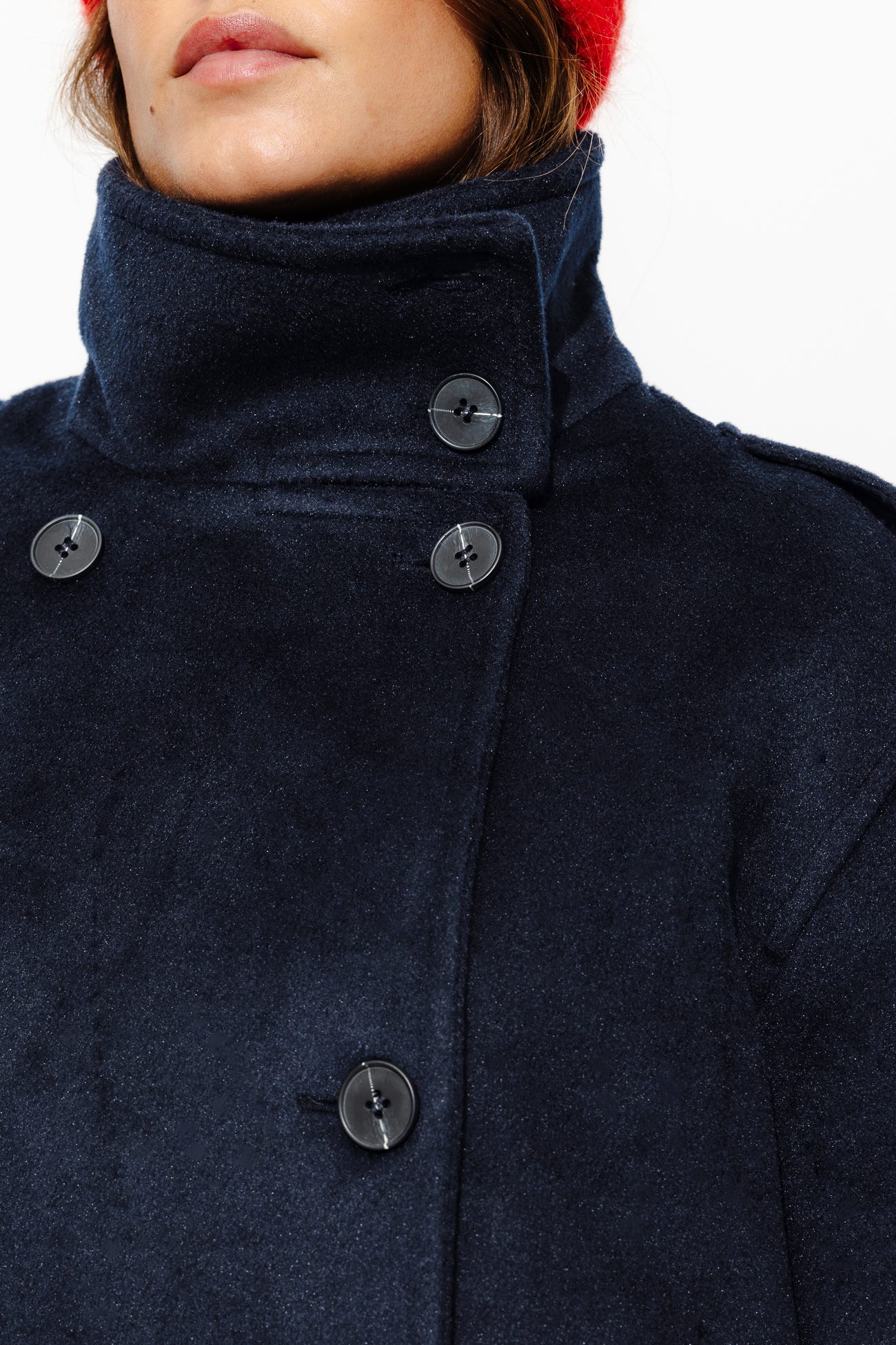 Manteau court et doux Femme