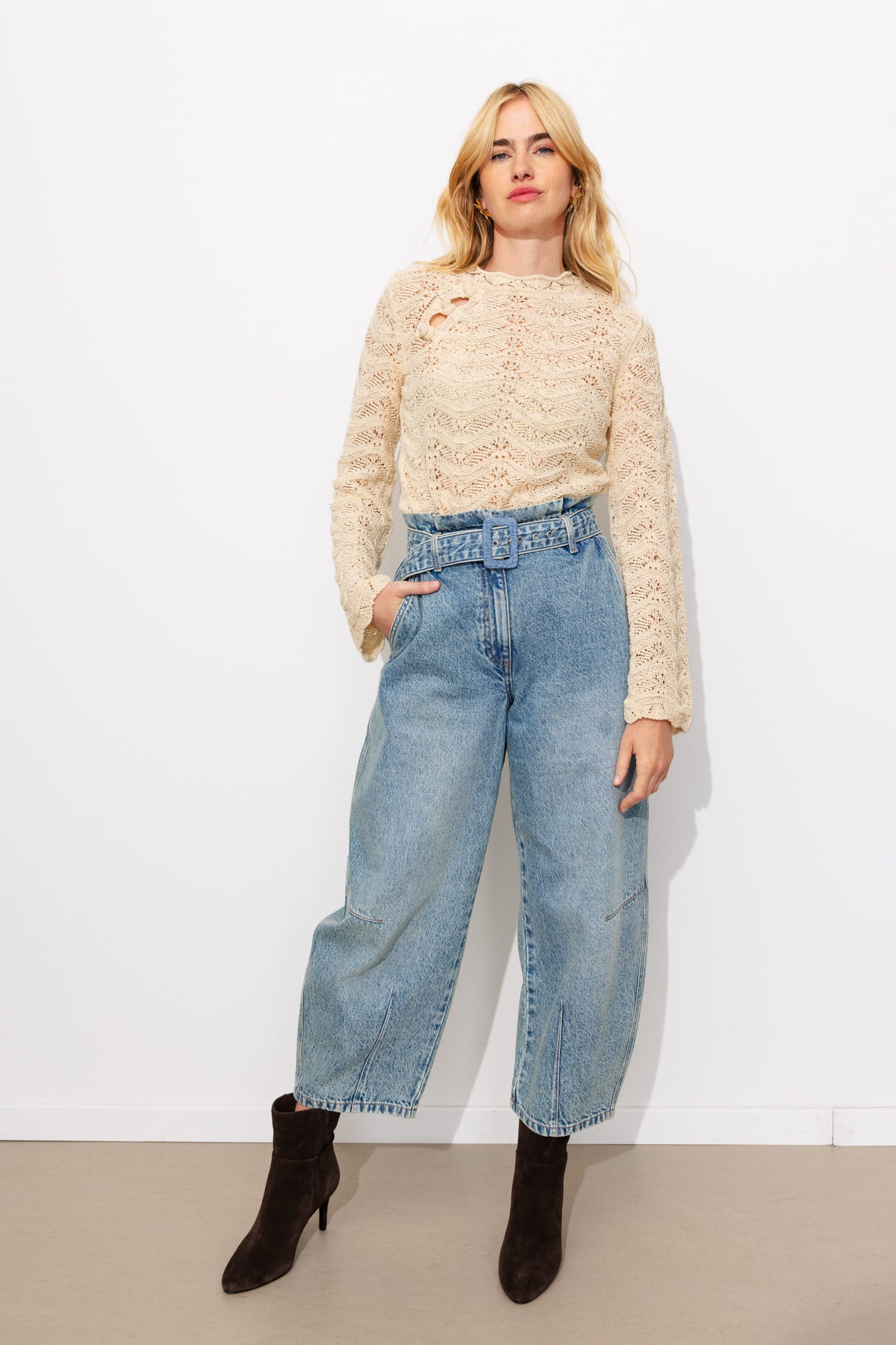 Pull court en crochet Femme