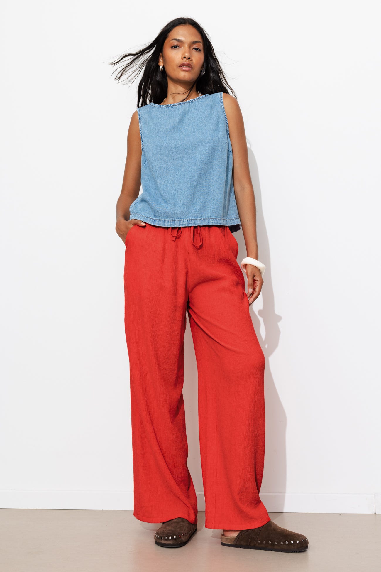 Pantalon large uni crinkle