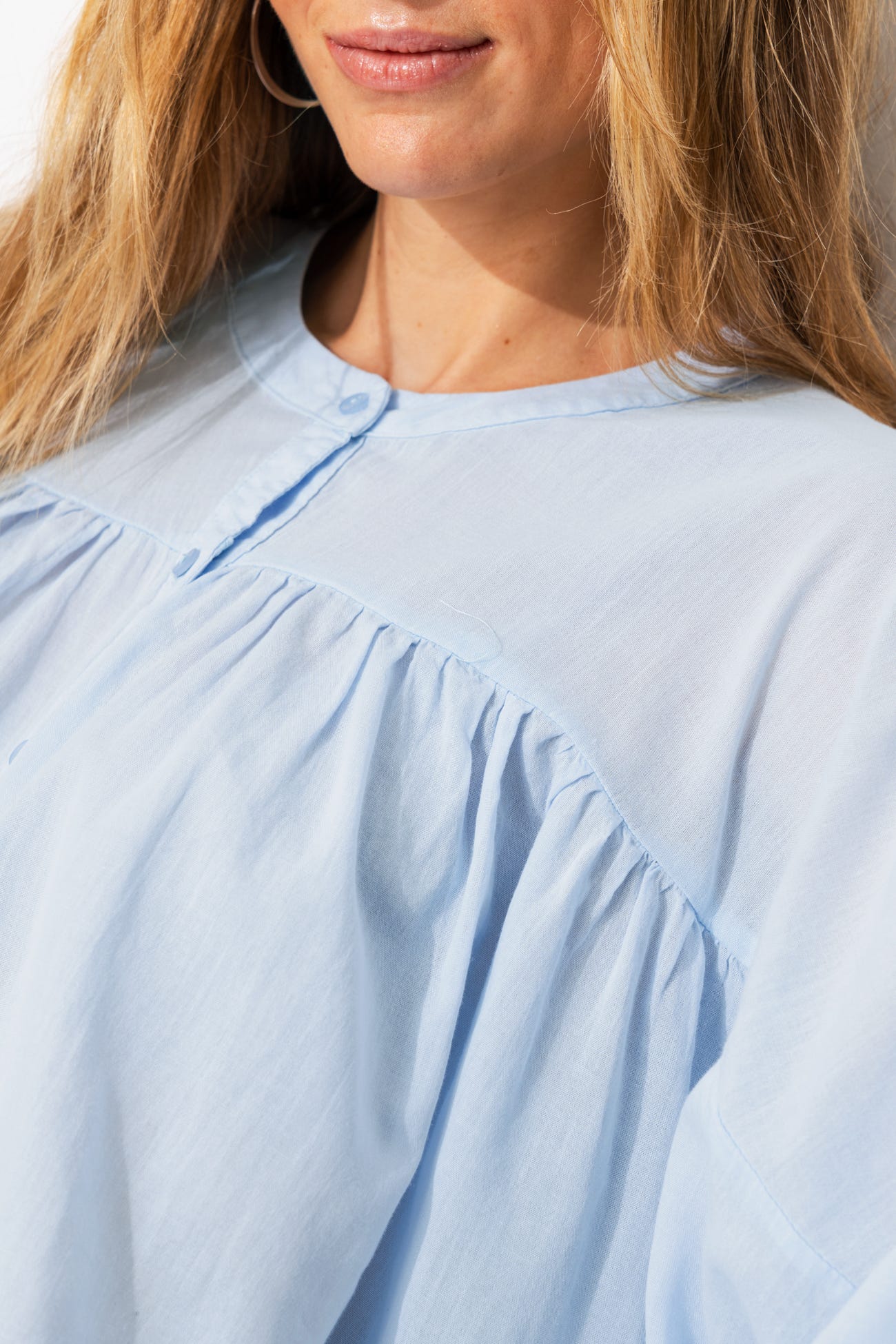 Chemise bouffante unie Femme
